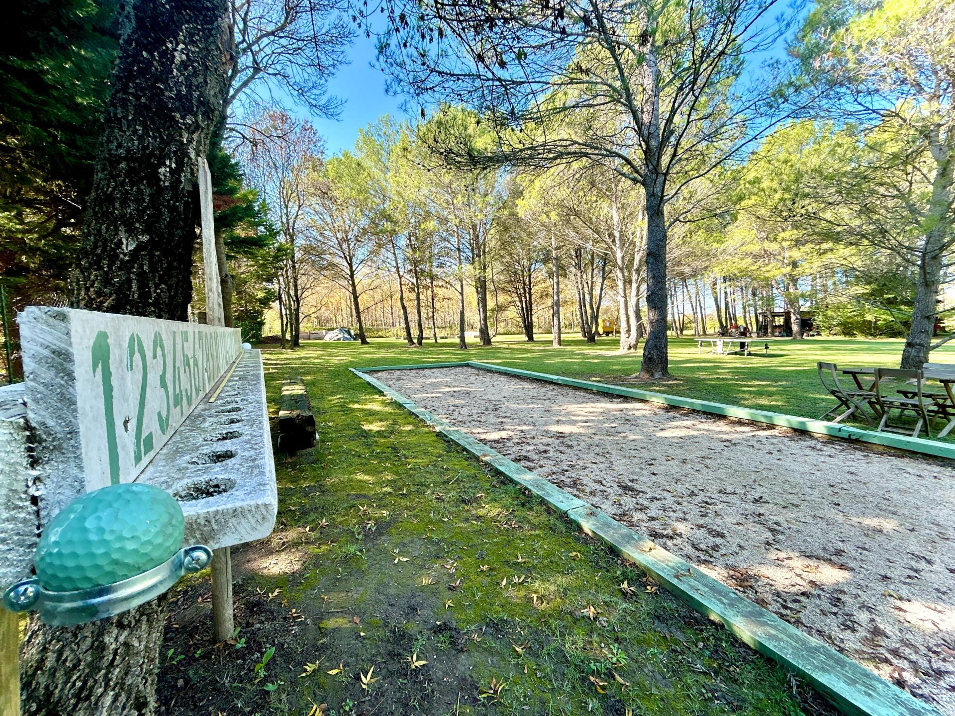 Photo 16 of the listing.