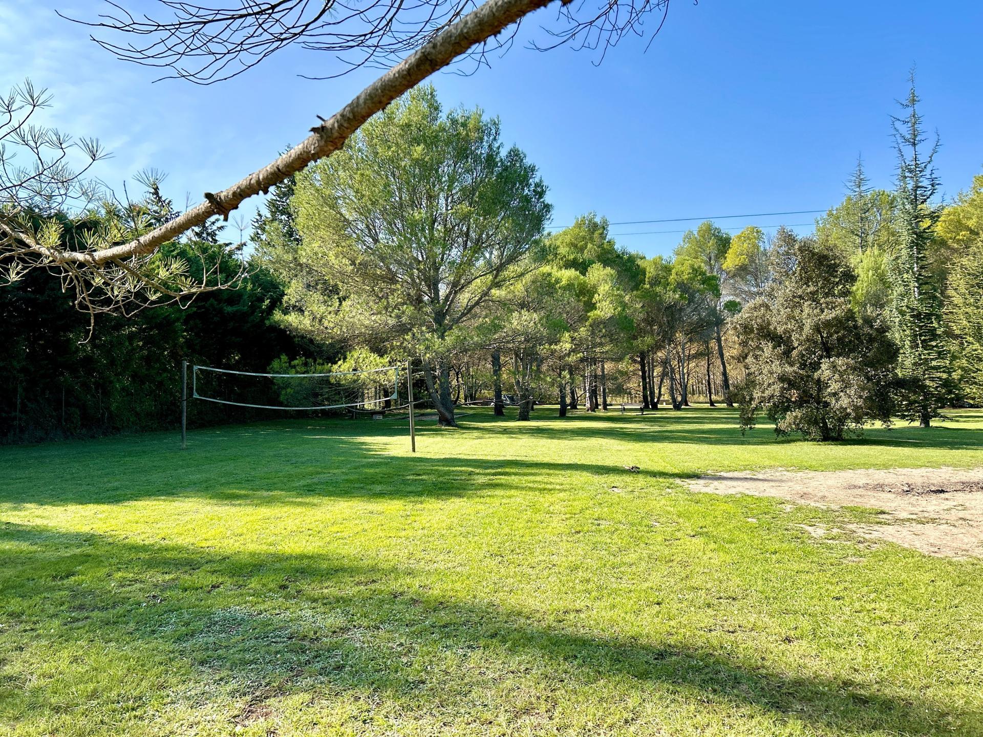 Photo 18 of the listing.