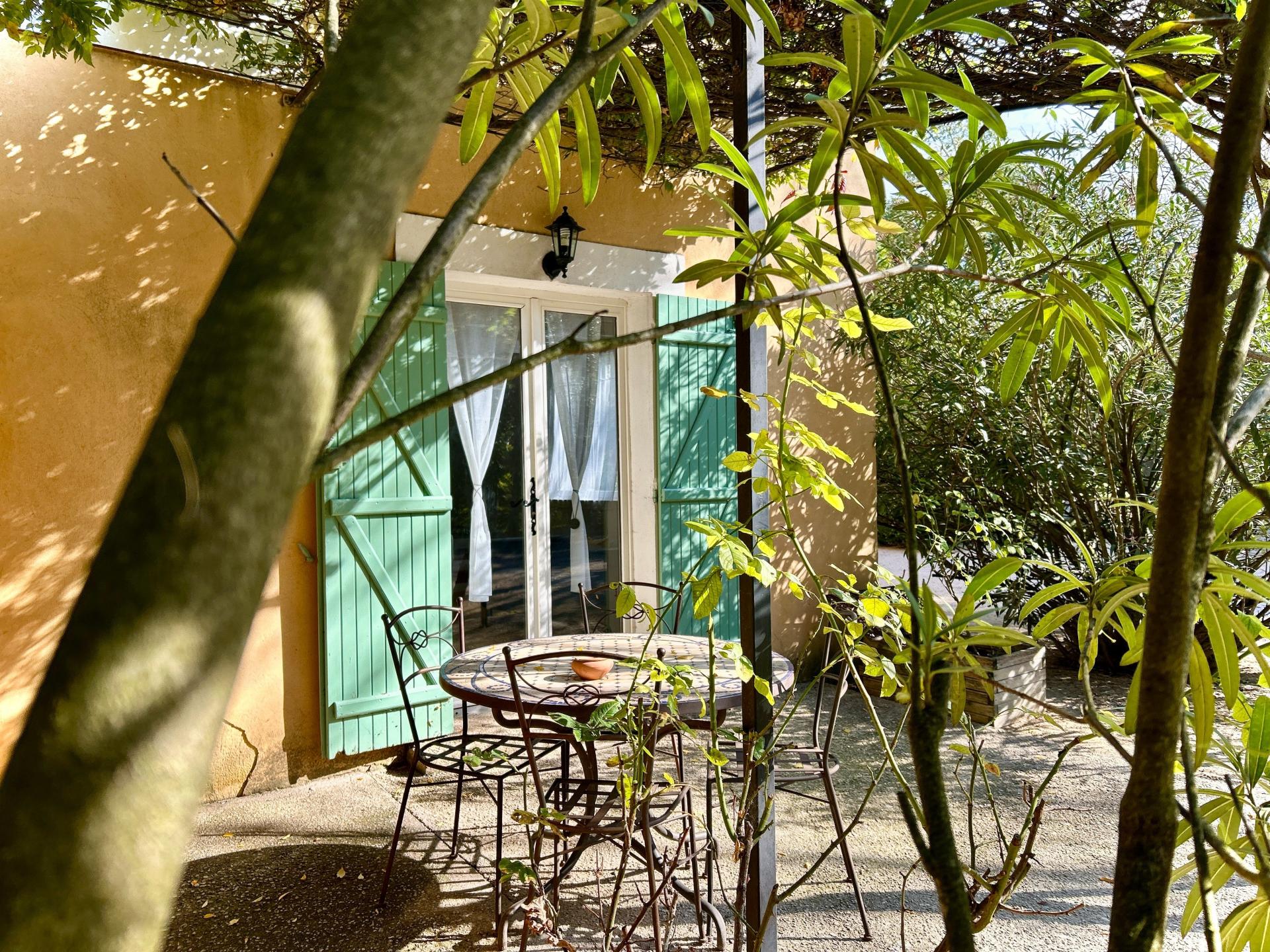 Photo 13 of the listing.