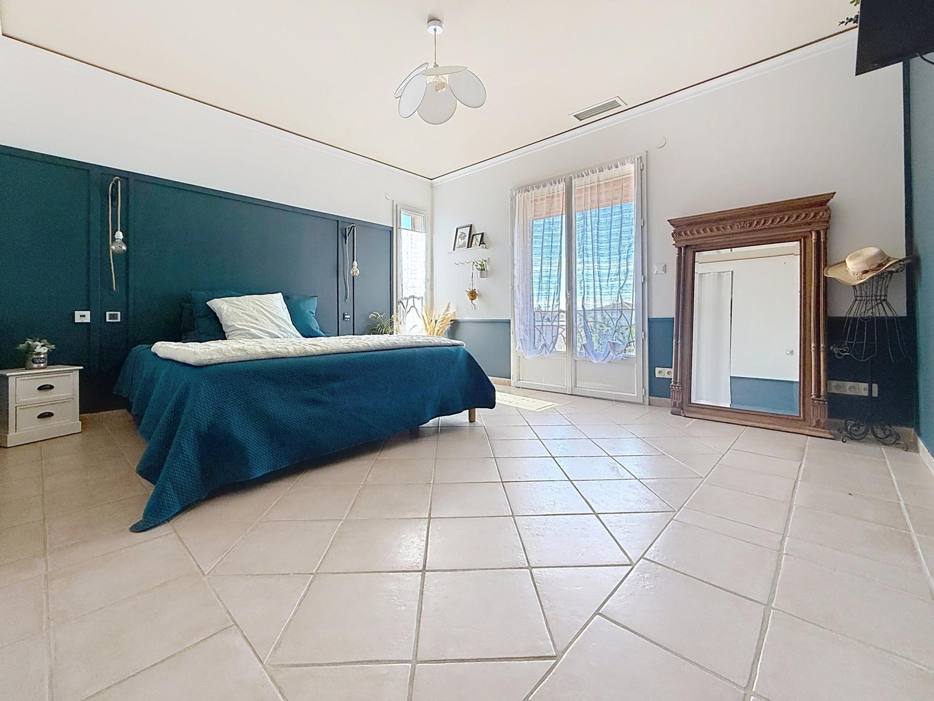 Photo 12 of the listing.