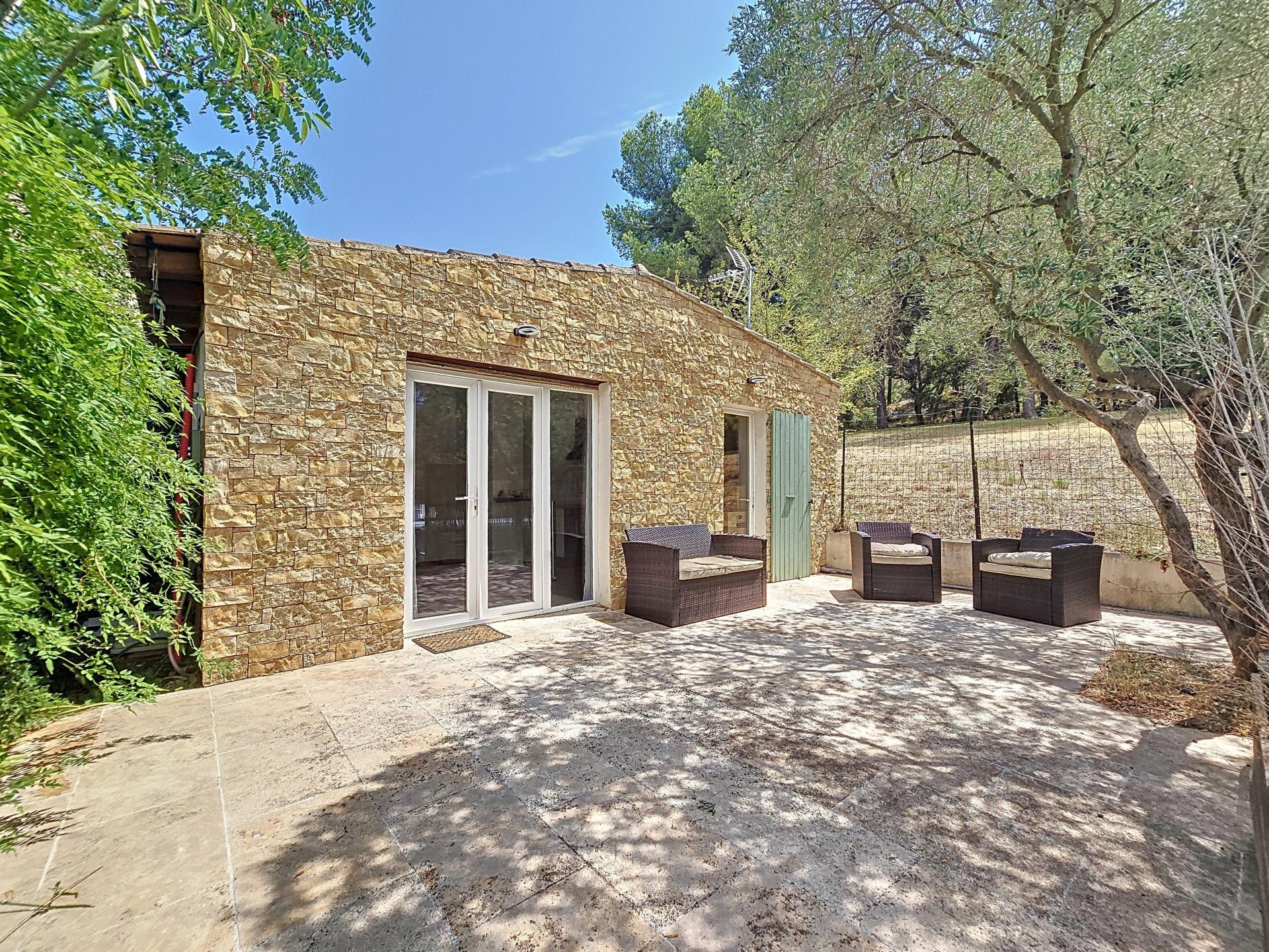 Photo 15 of the listing.