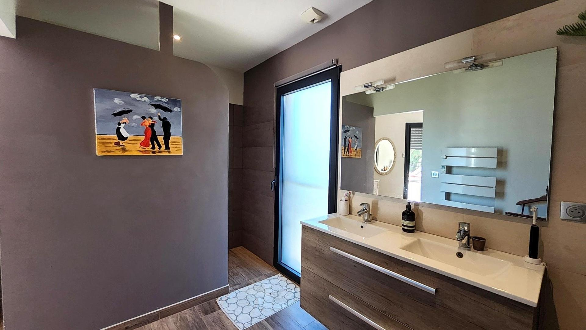 Photo 8 de l'annonce.