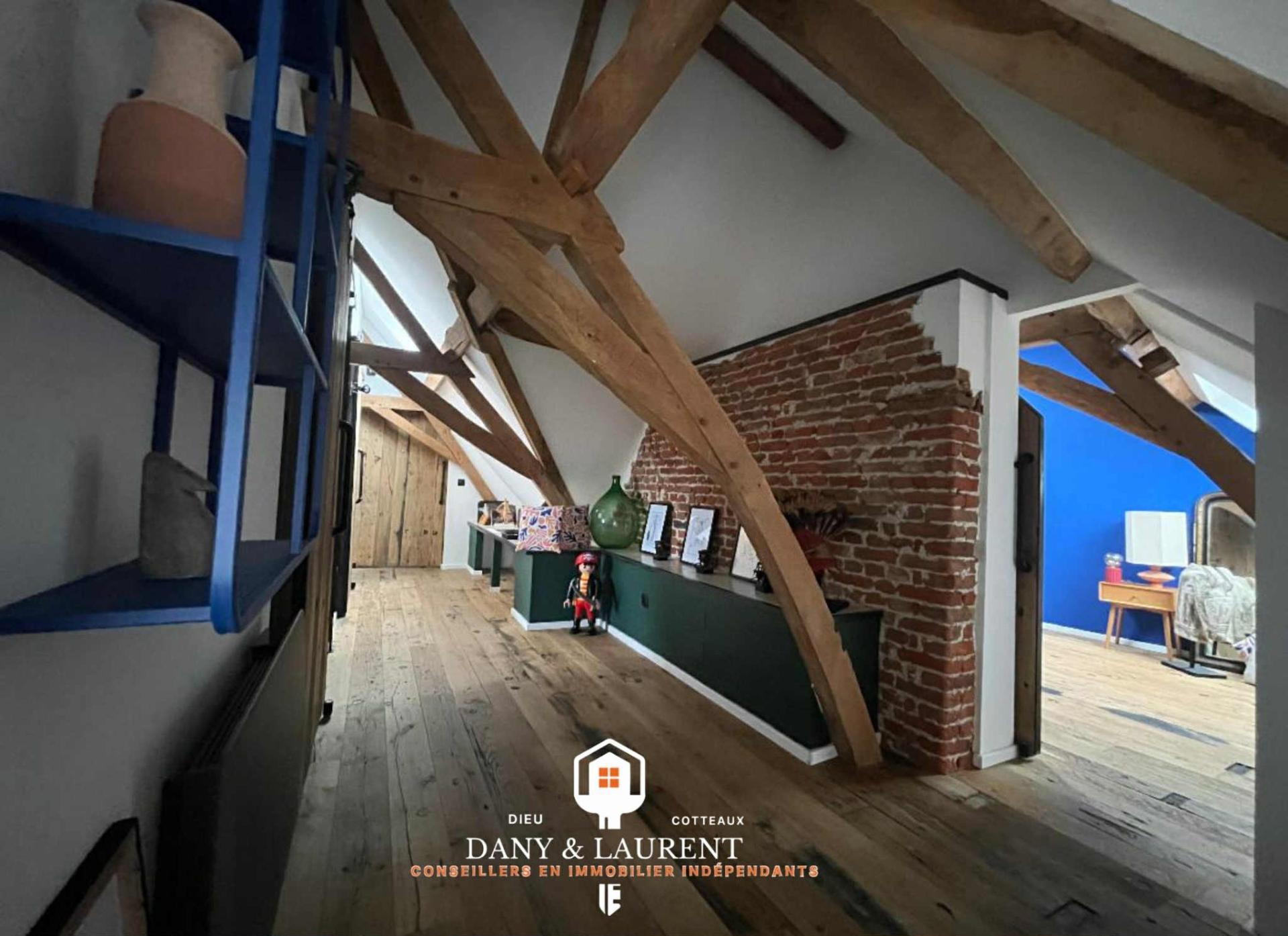 Photo 20 of the listing.