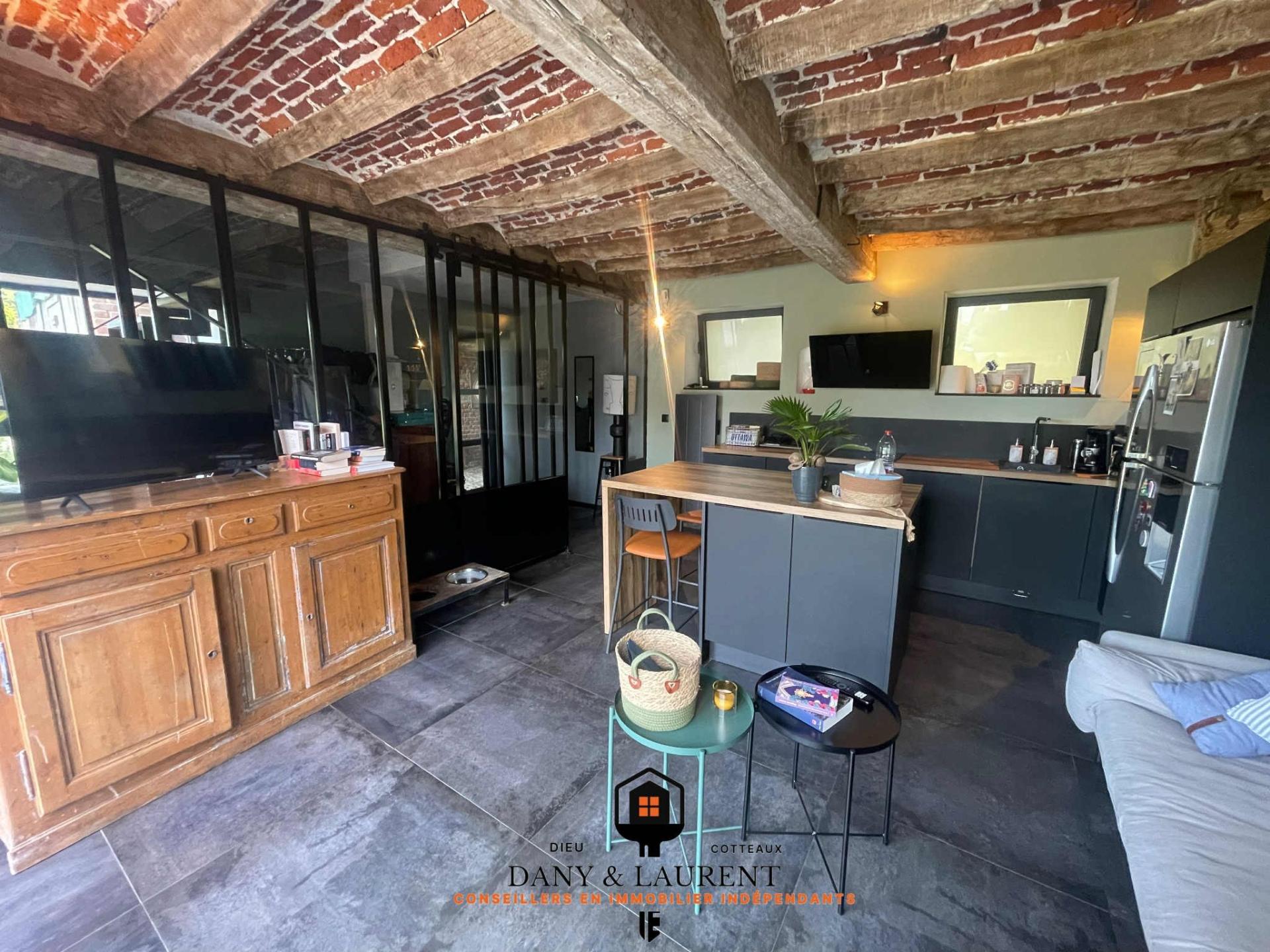 Photo 11 of the listing.