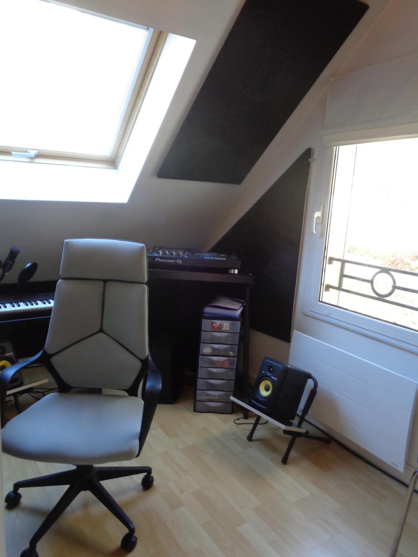 Photo 12 of the listing.