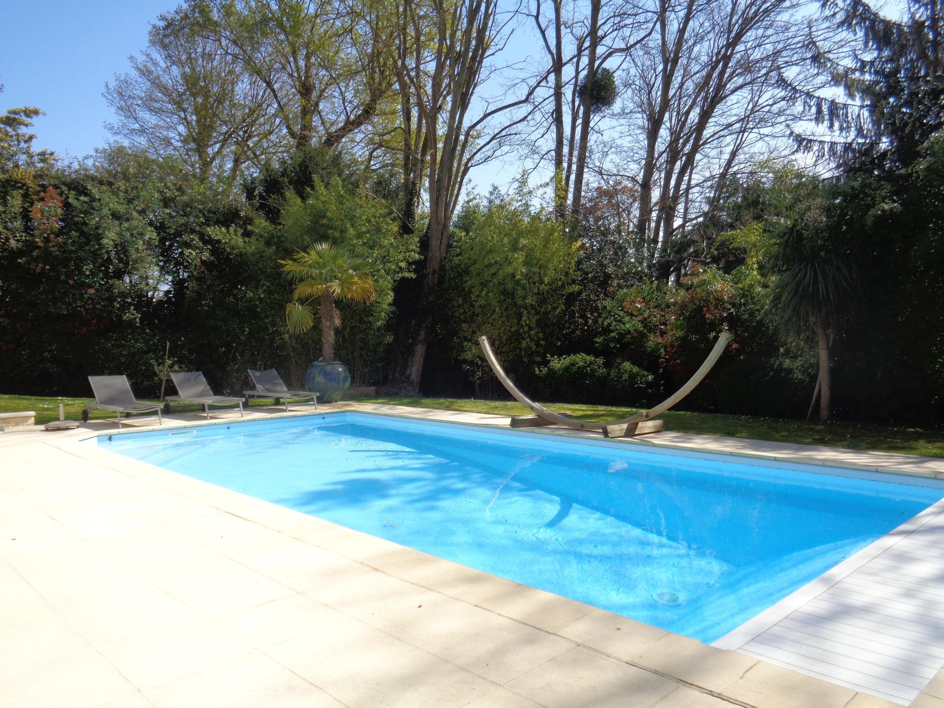 Photo 14 of the listing.