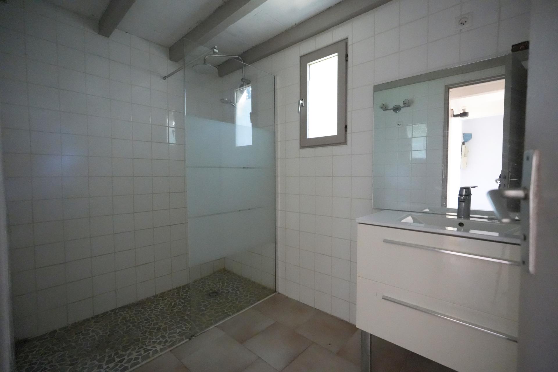 Photo 17 de l'annonce.