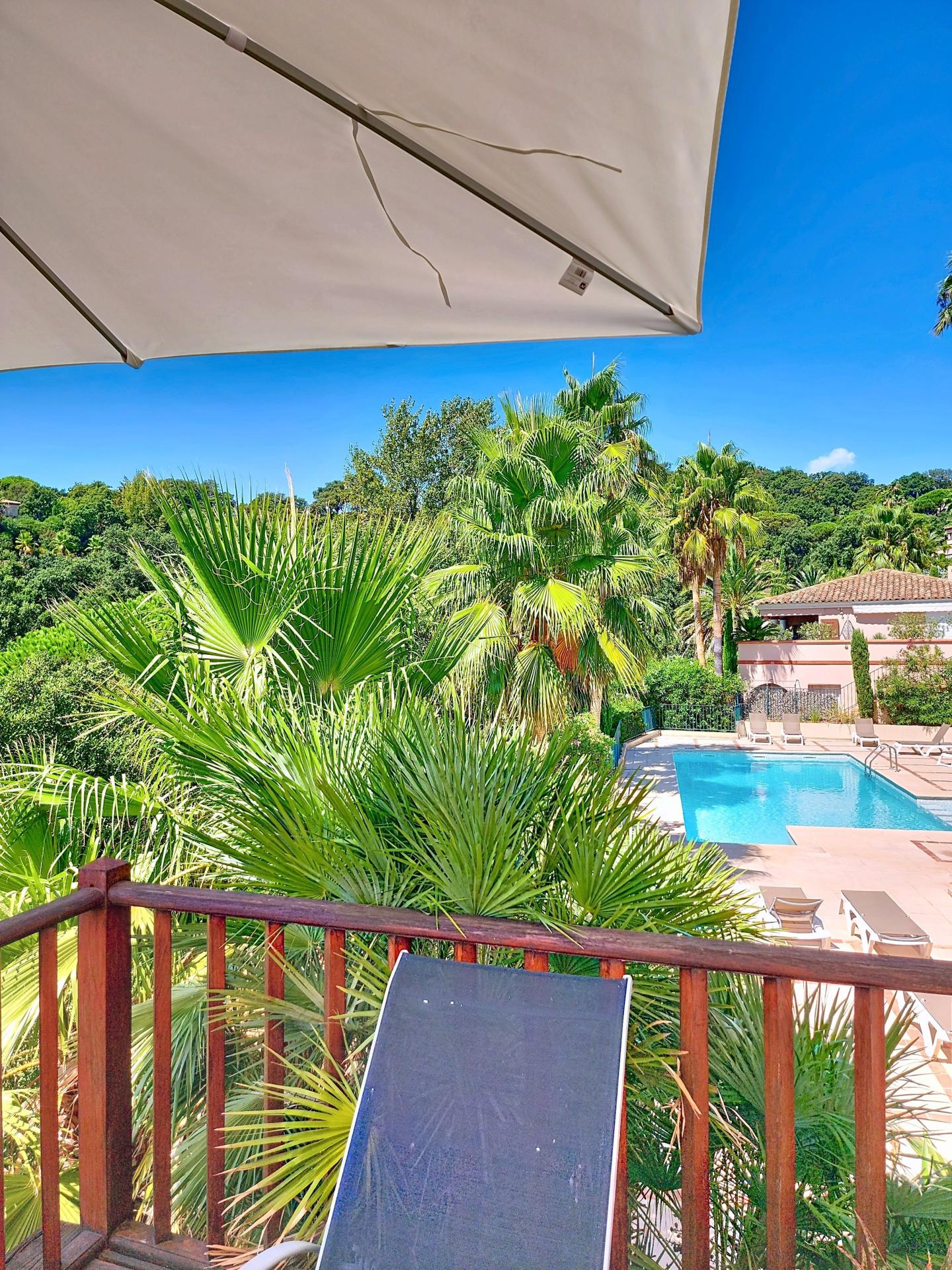 Photo 12 of the listing.