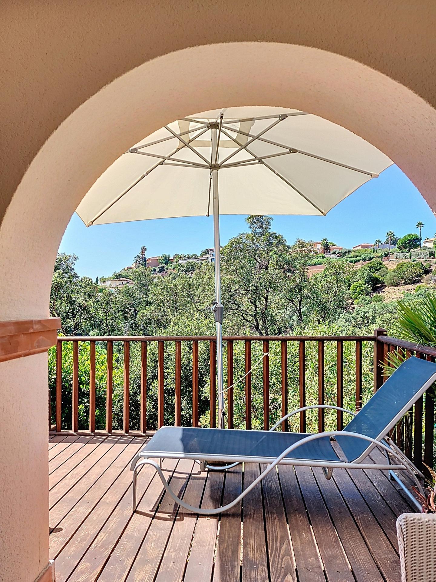 Photo 9 of the listing.