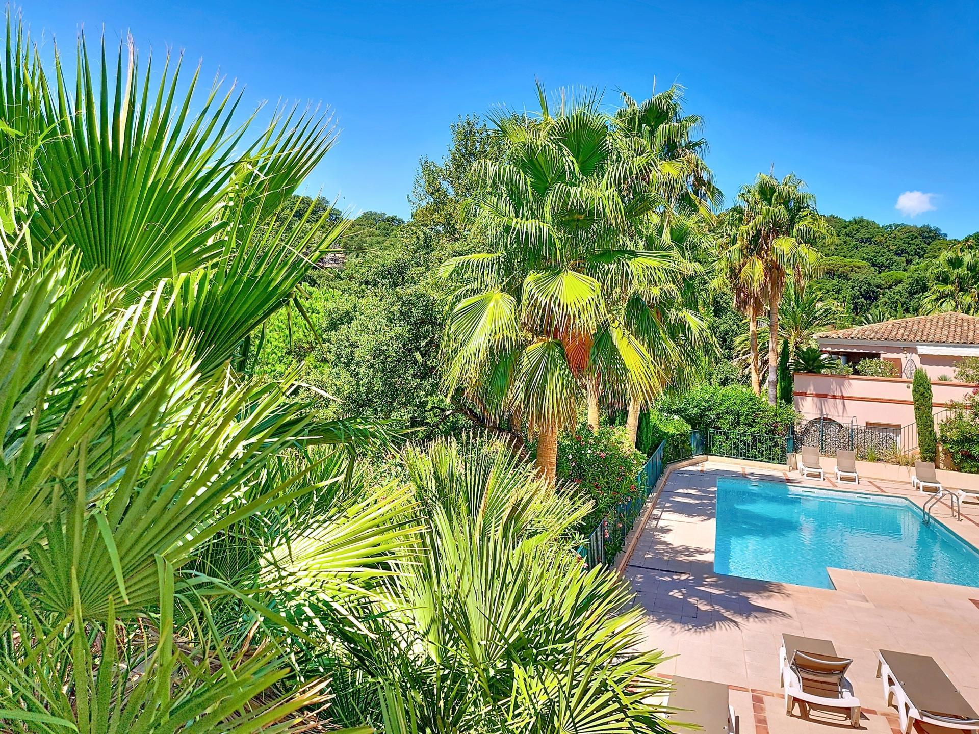 Photo 13 of the listing.