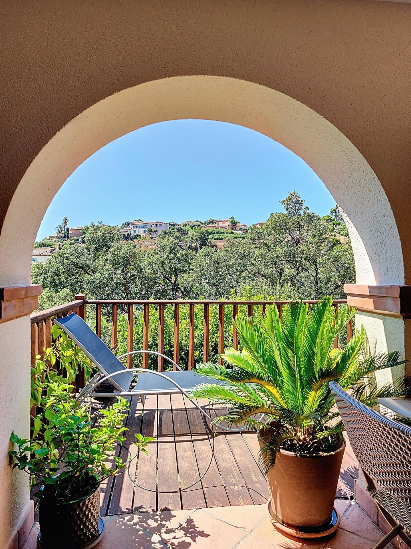 Photo 11 of the listing.