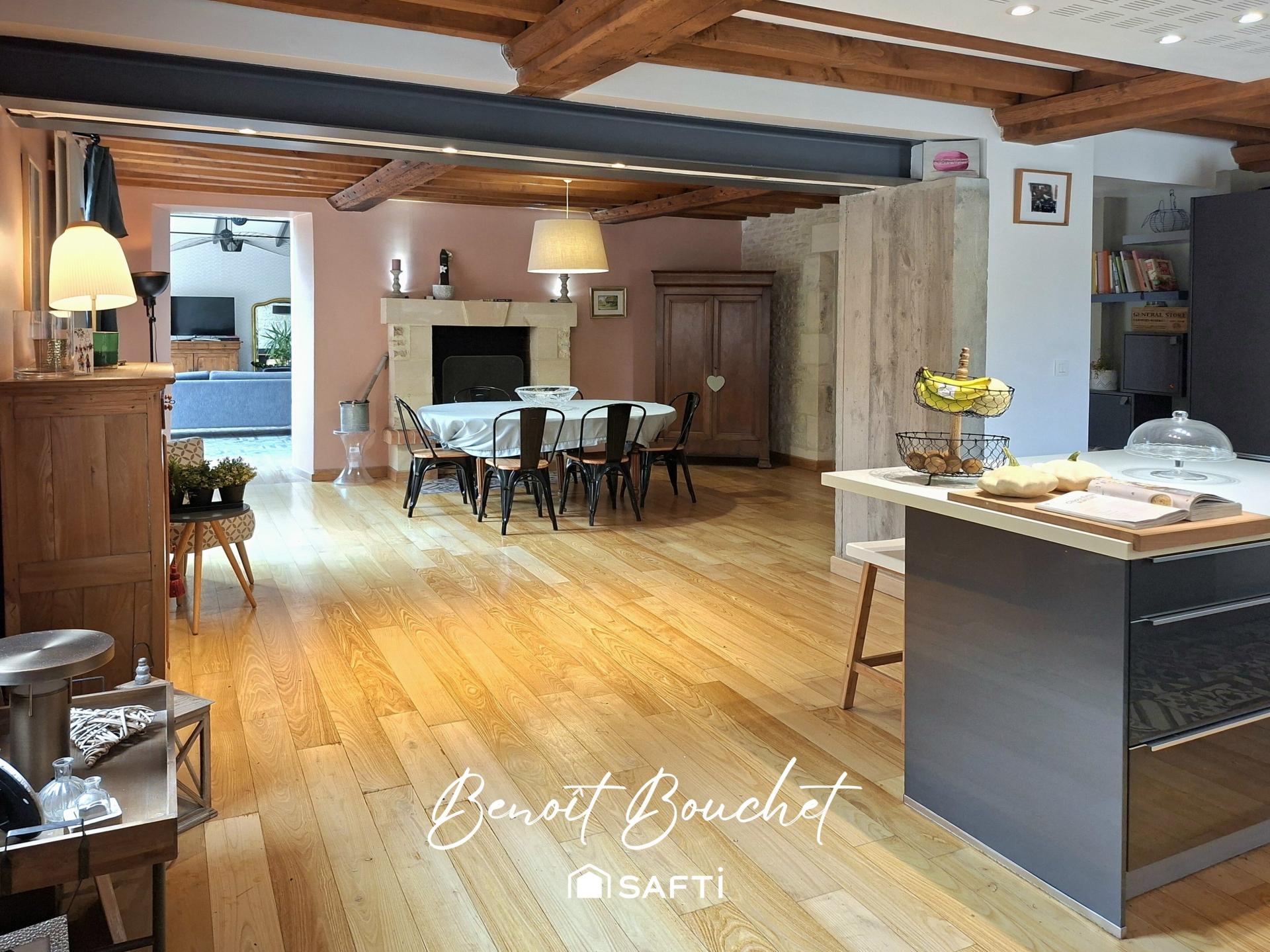 Photo 4 of the listing.