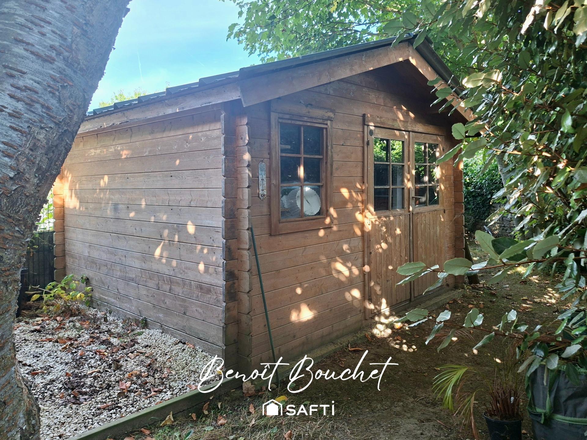 Photo 13 of the listing.