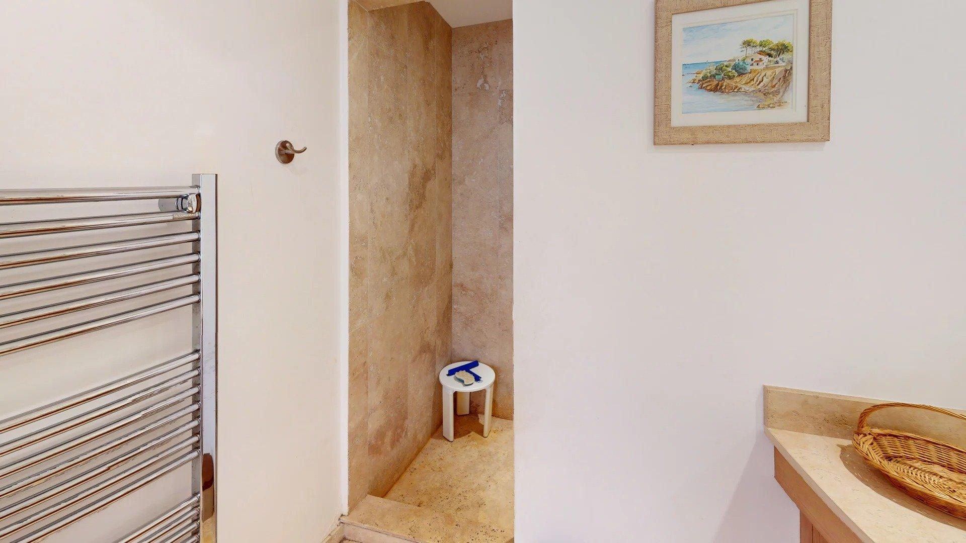 Photo 8 de l'annonce.