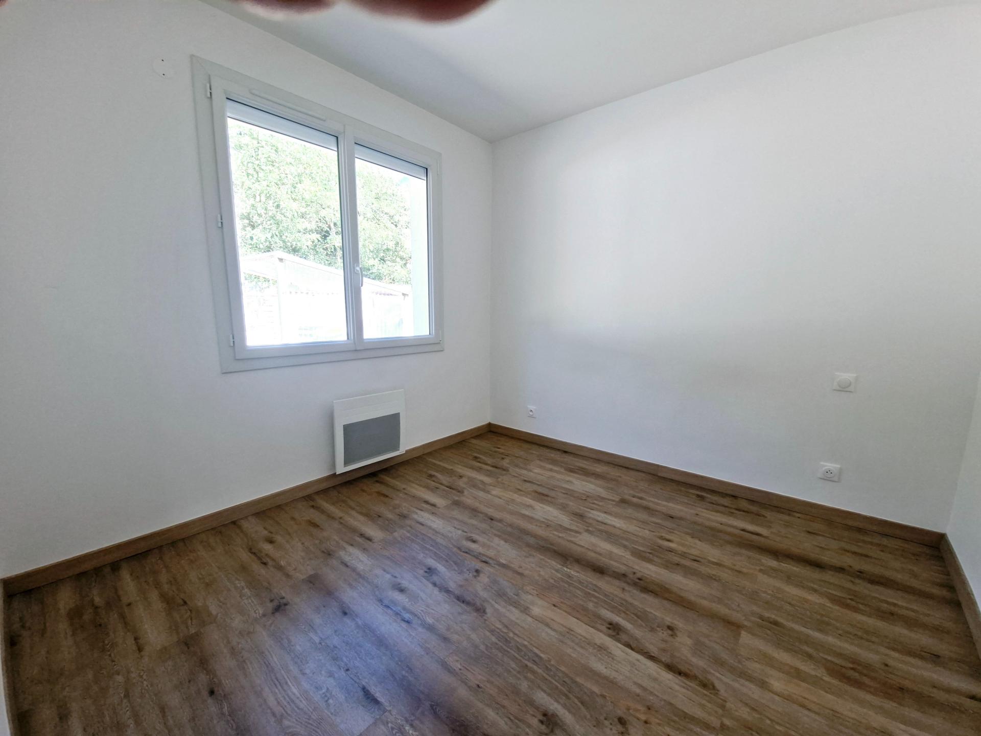 Photo 8 of the listing.