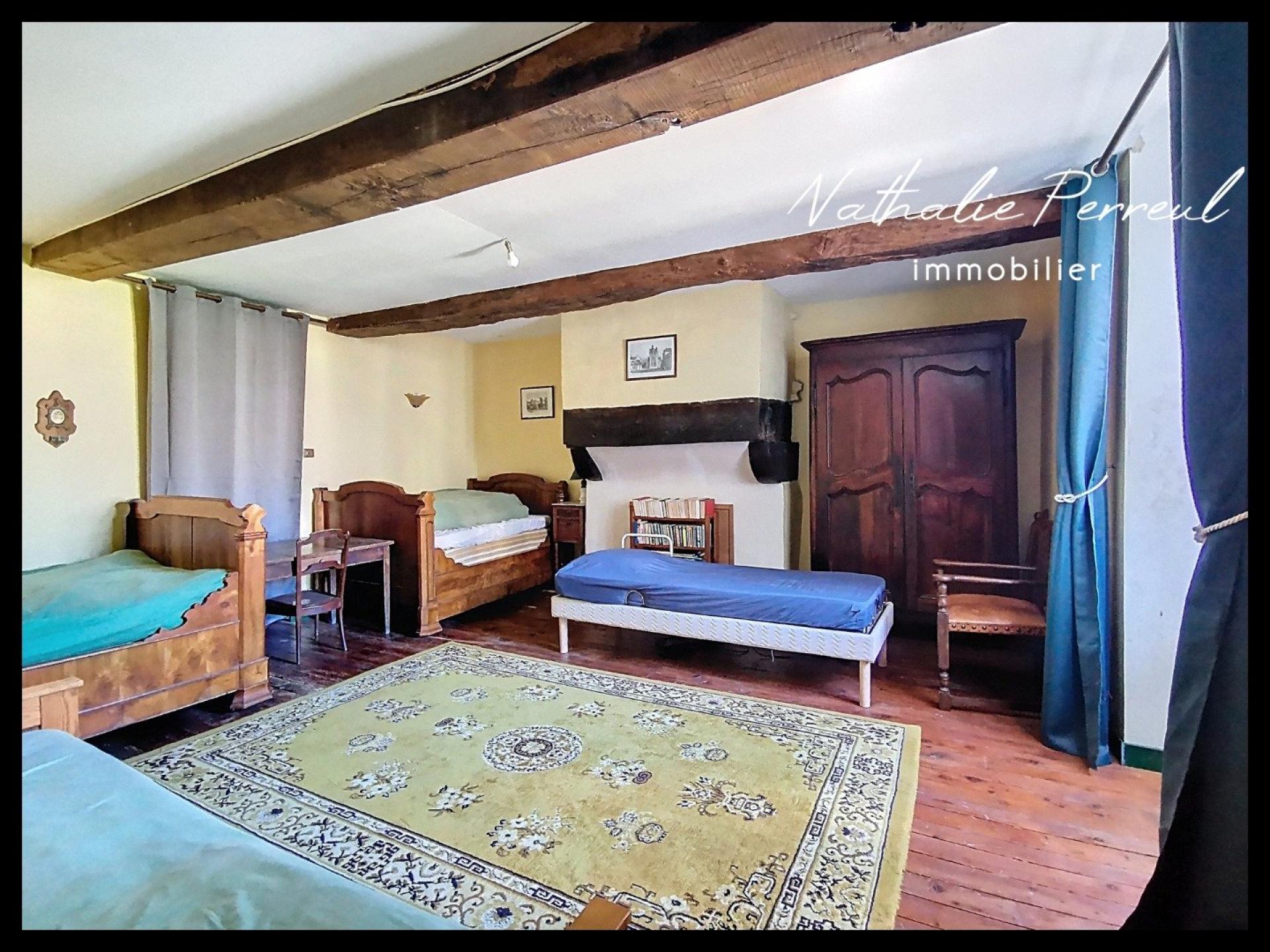 Photo 19 of the listing.