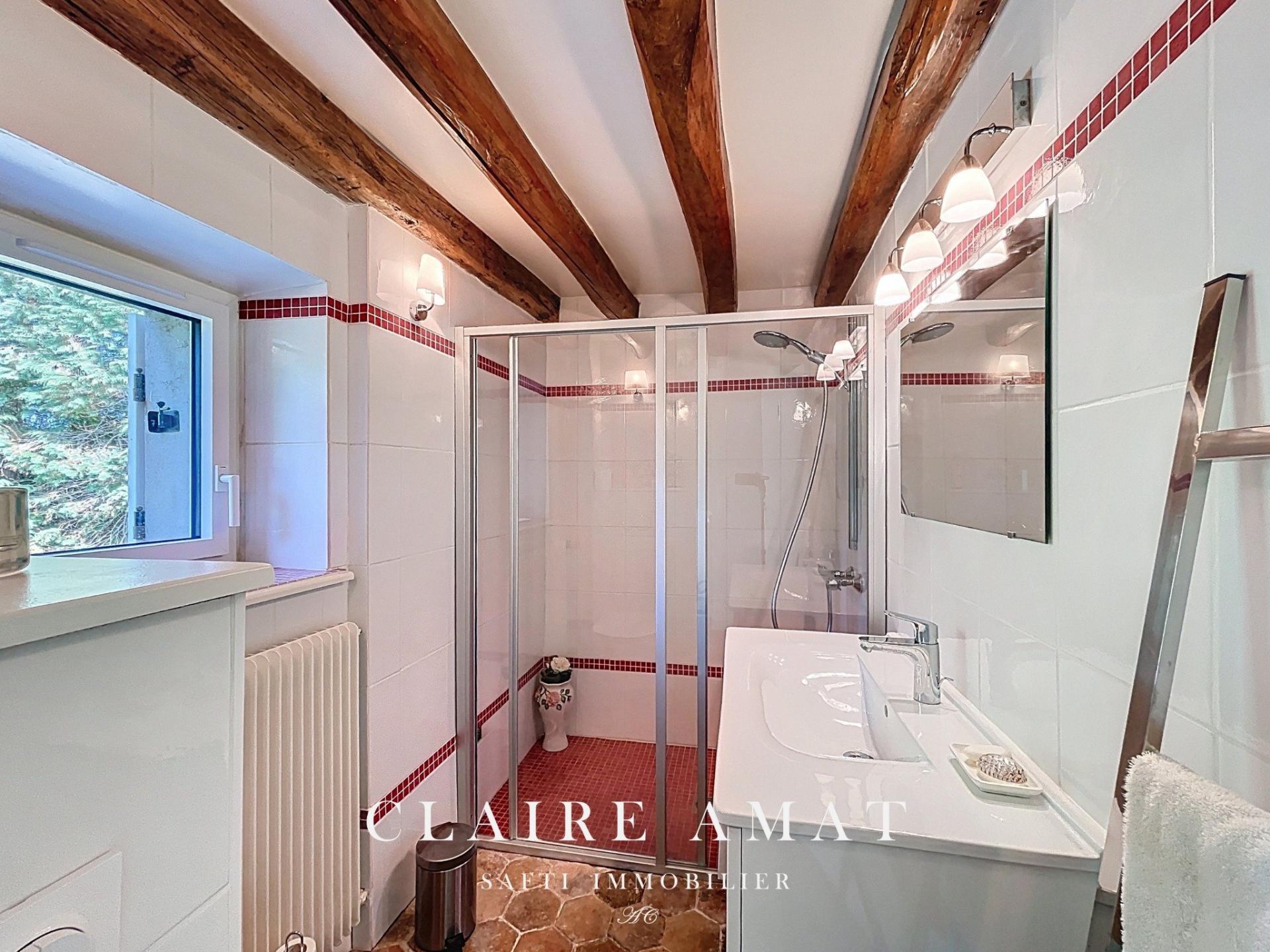 Photo 22 of the listing.