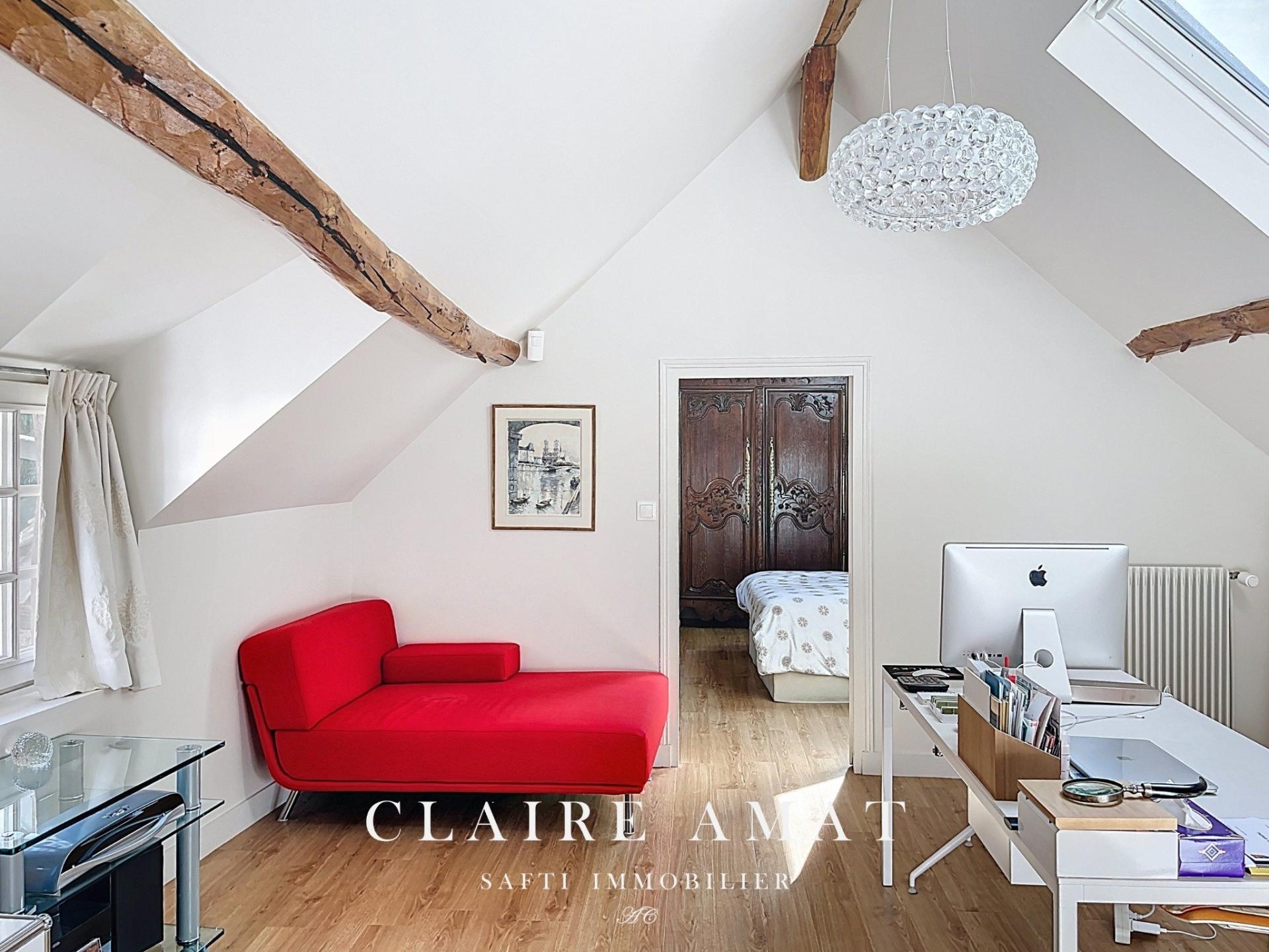 Photo 19 of the listing.