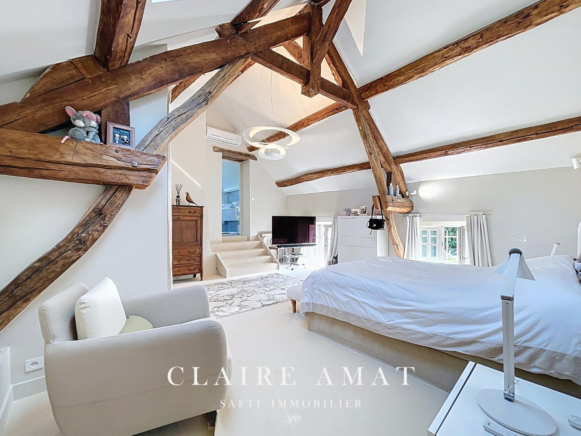 Photo 16 of the listing.