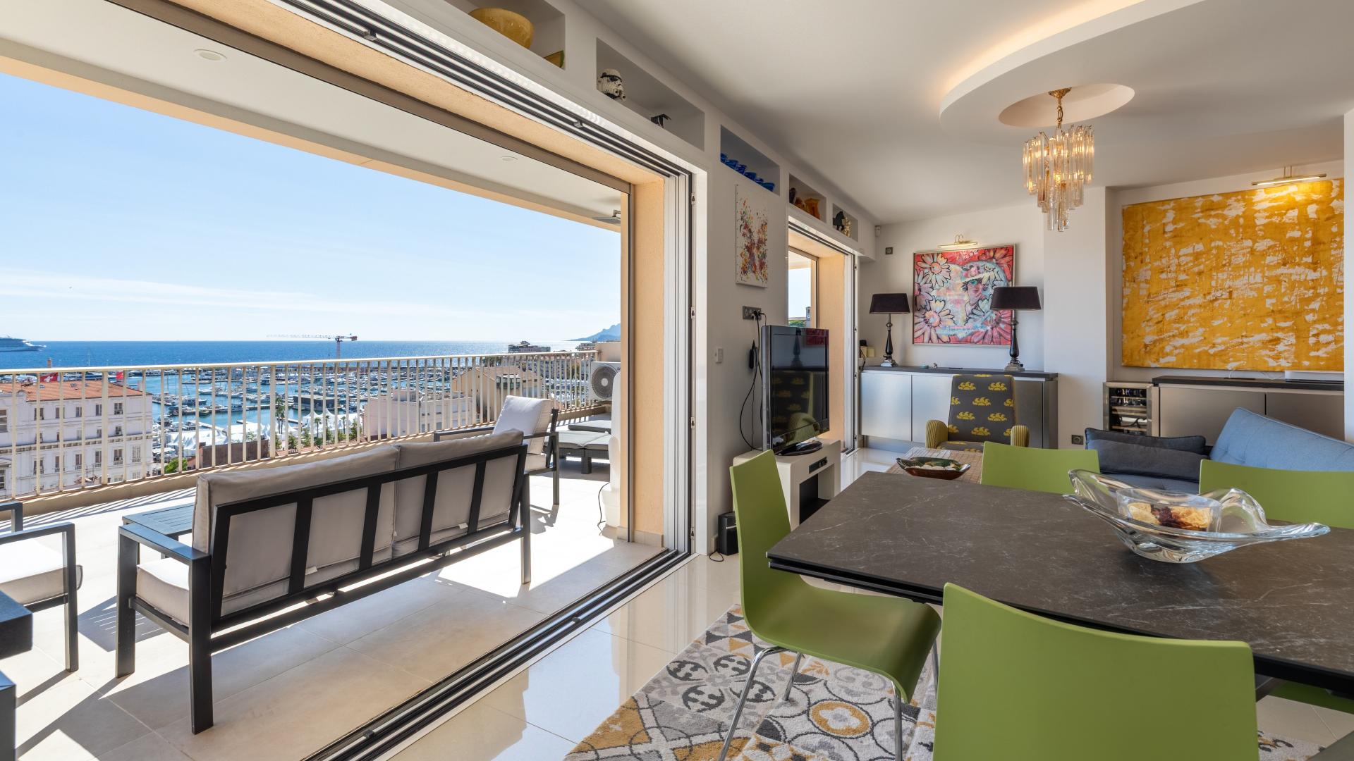 Photo 3 of the listing.