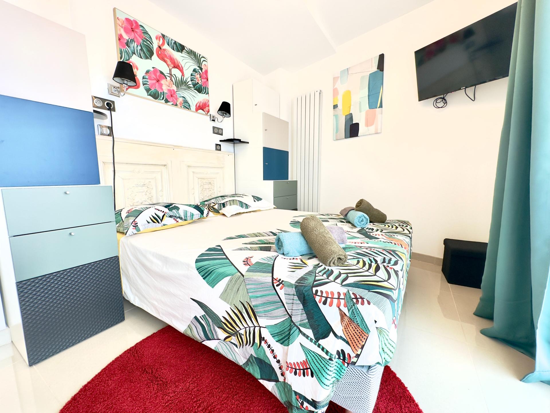 Photo 6 of the listing.