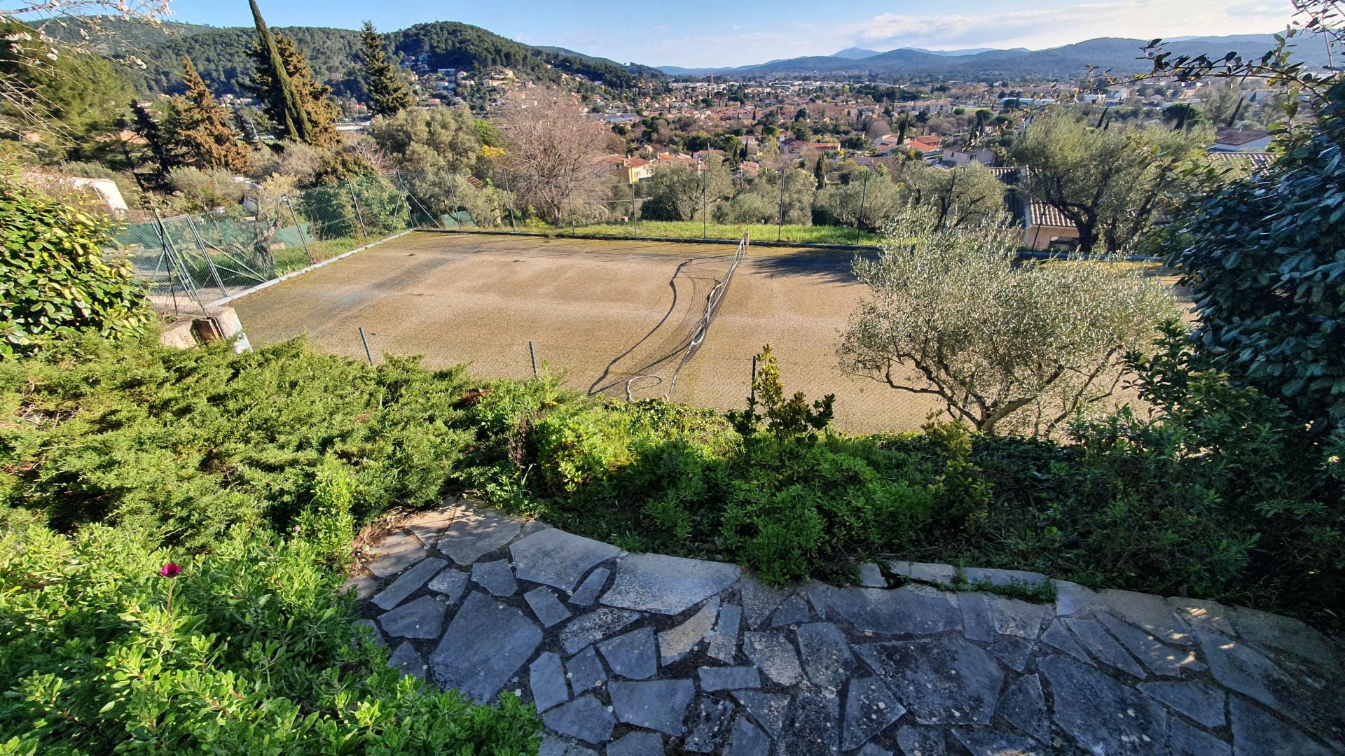 Photo 14 de l'annonce.