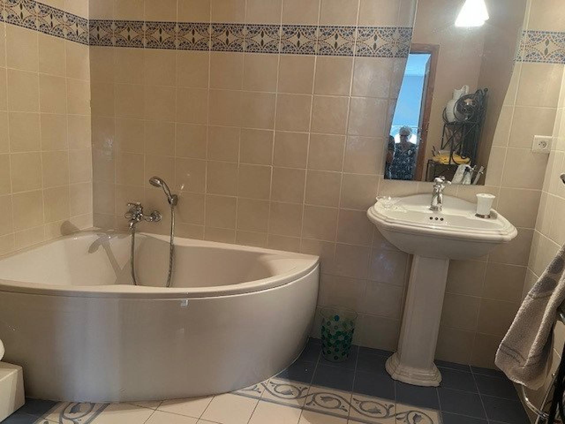 Photo 12 of the listing.