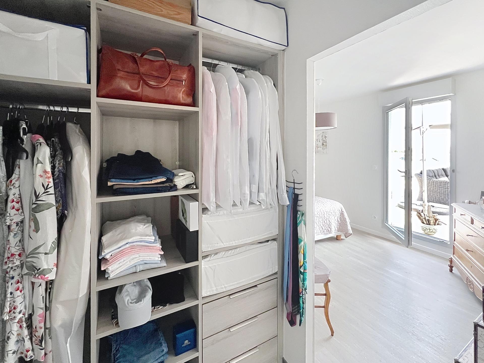 Photo 14 of the listing.