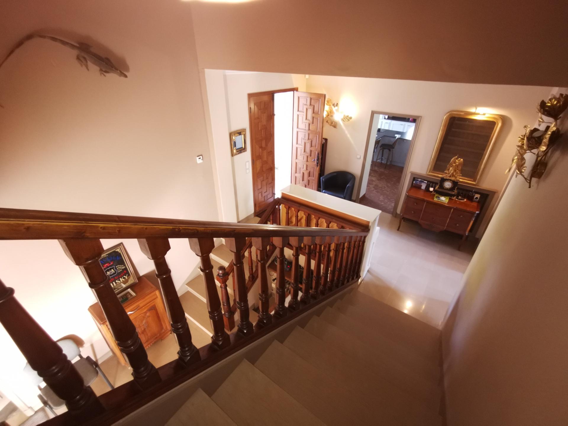 Photo 10 of the listing.