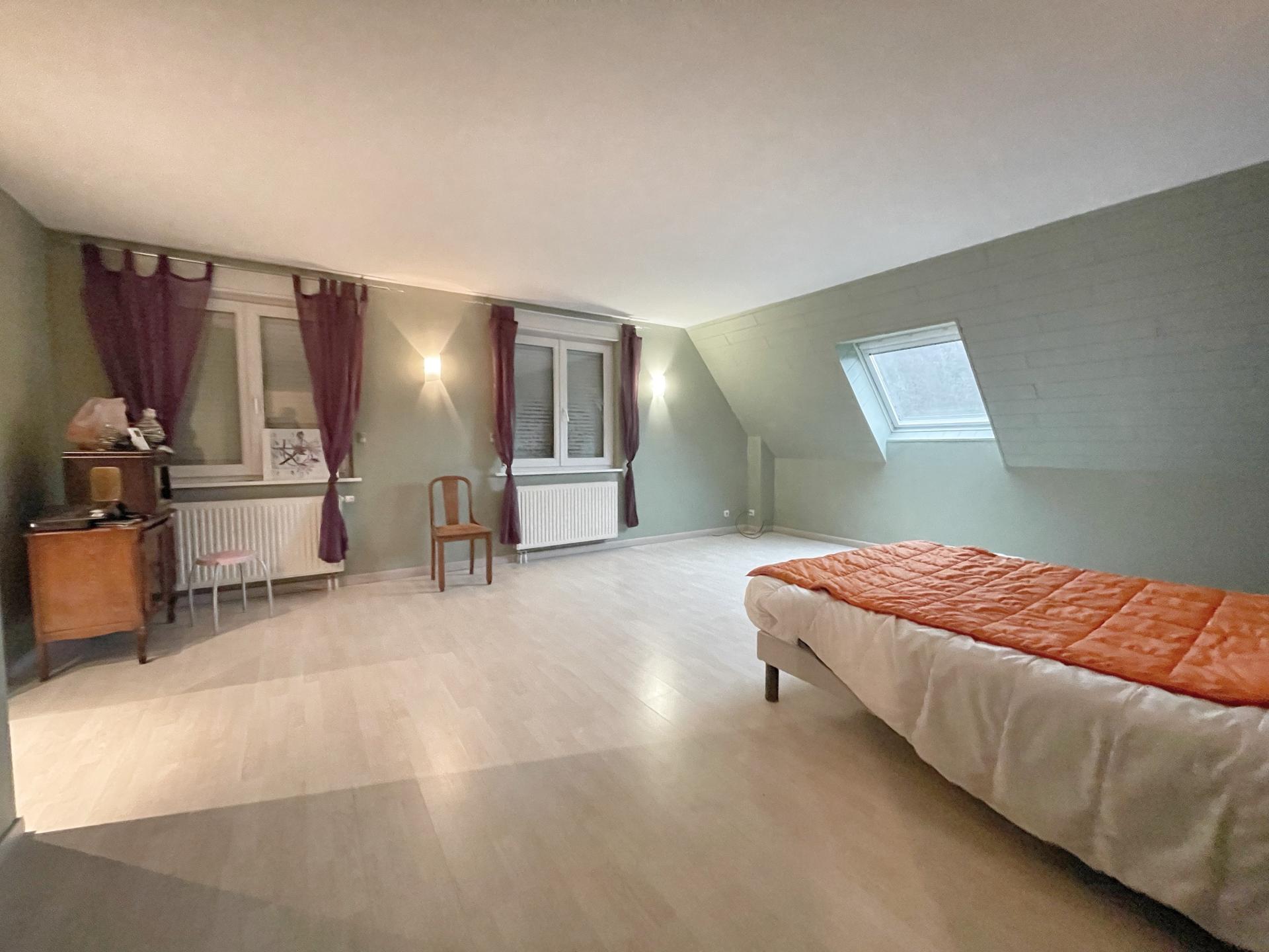 Photo 9 of the listing.