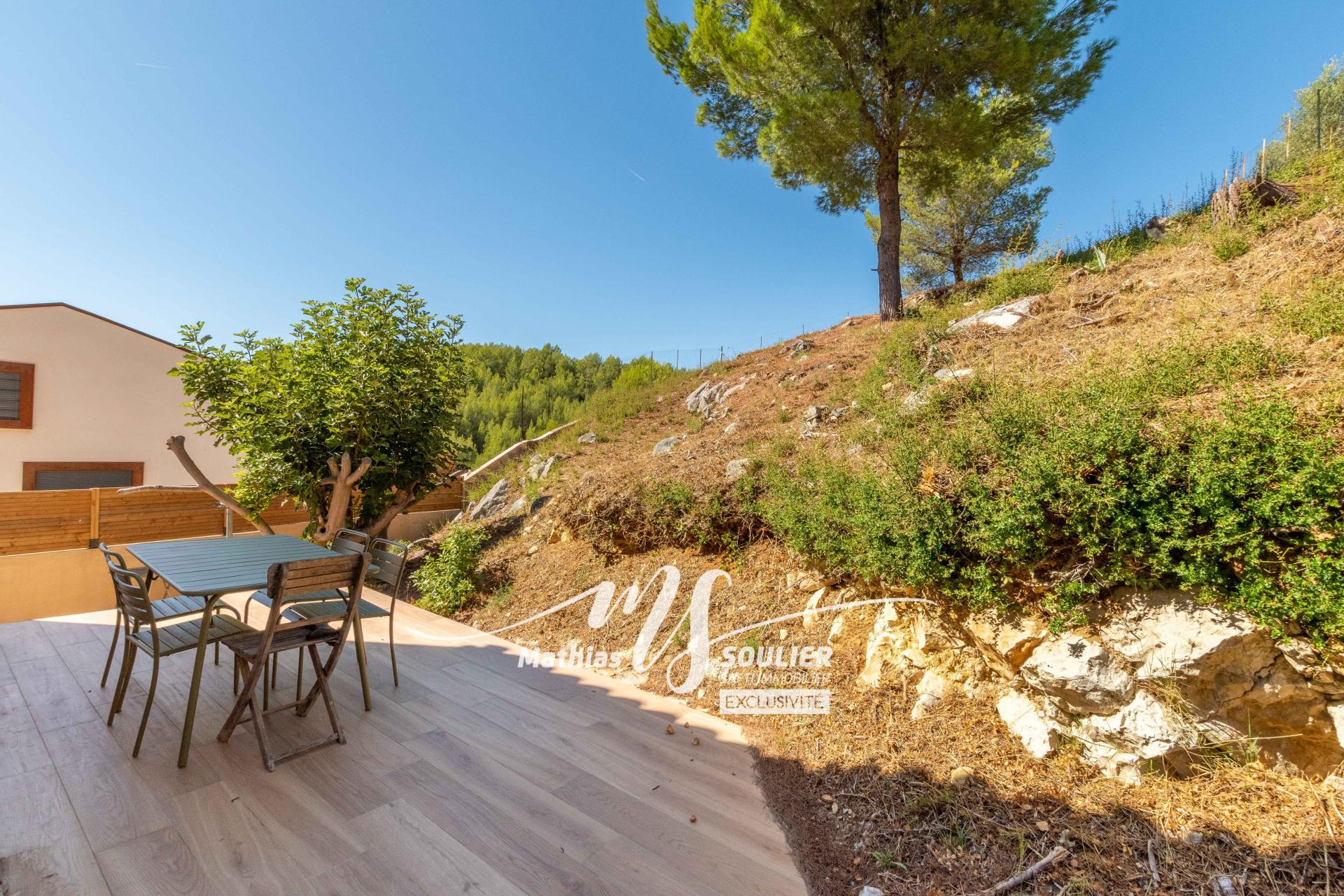 Photo 15 de l'annonce.