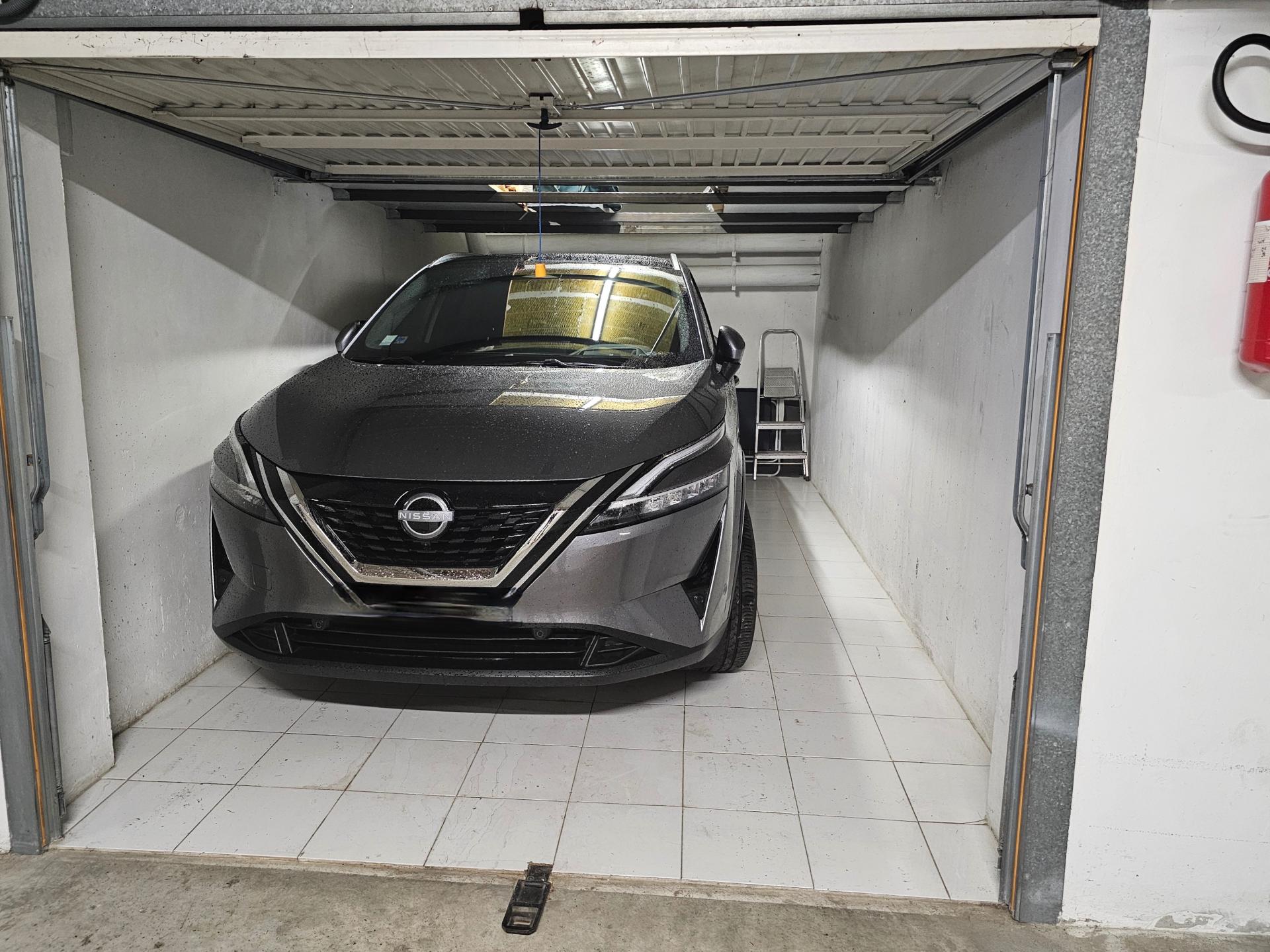 Photo 14 of the listing.