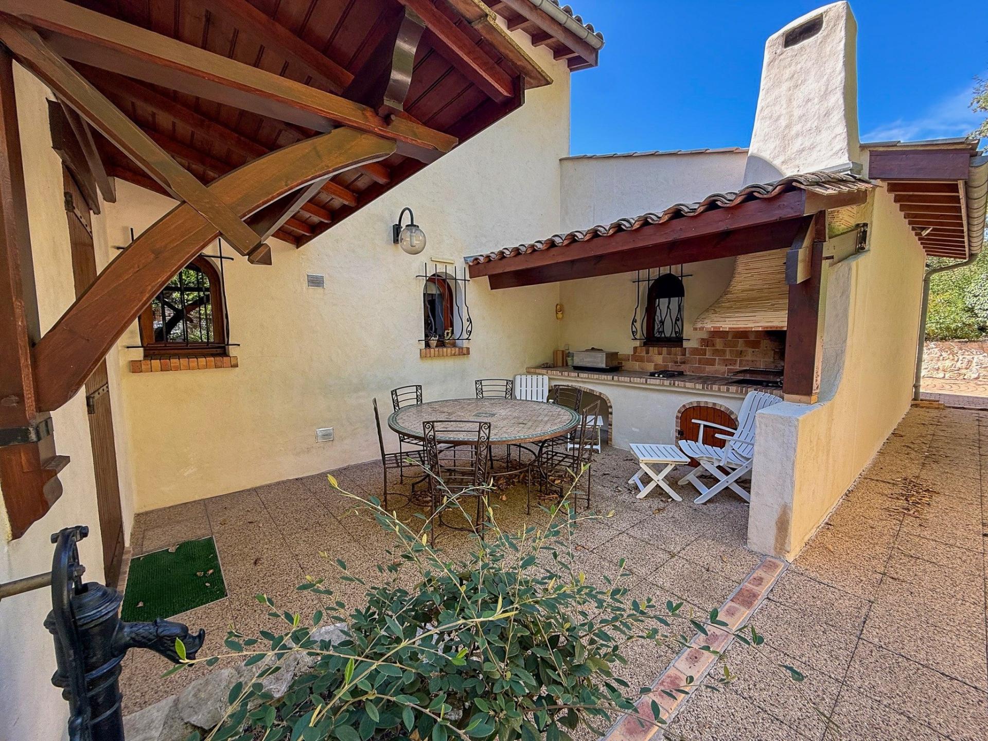 Photo 9 de l'annonce.