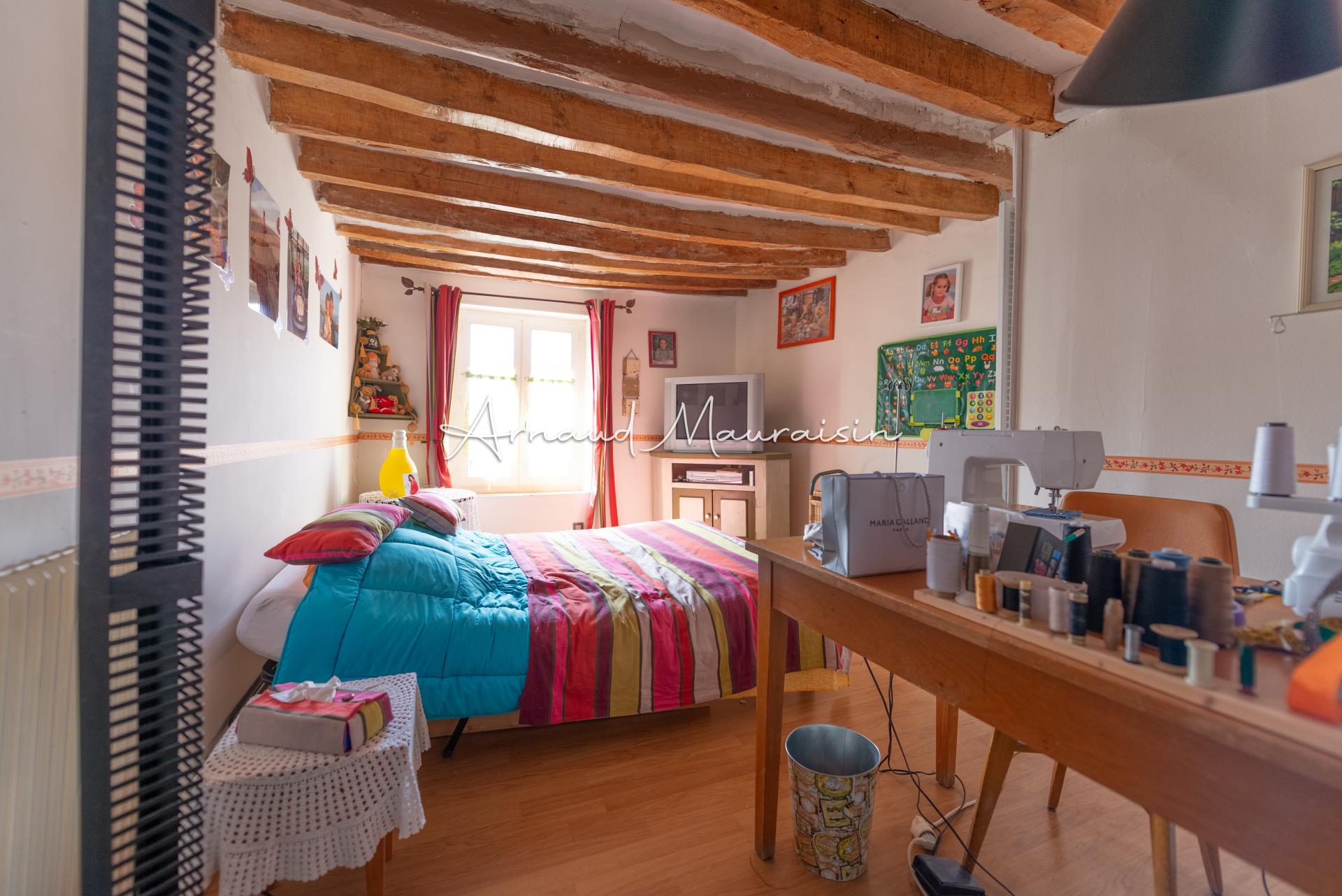 Photo 13 of the listing.