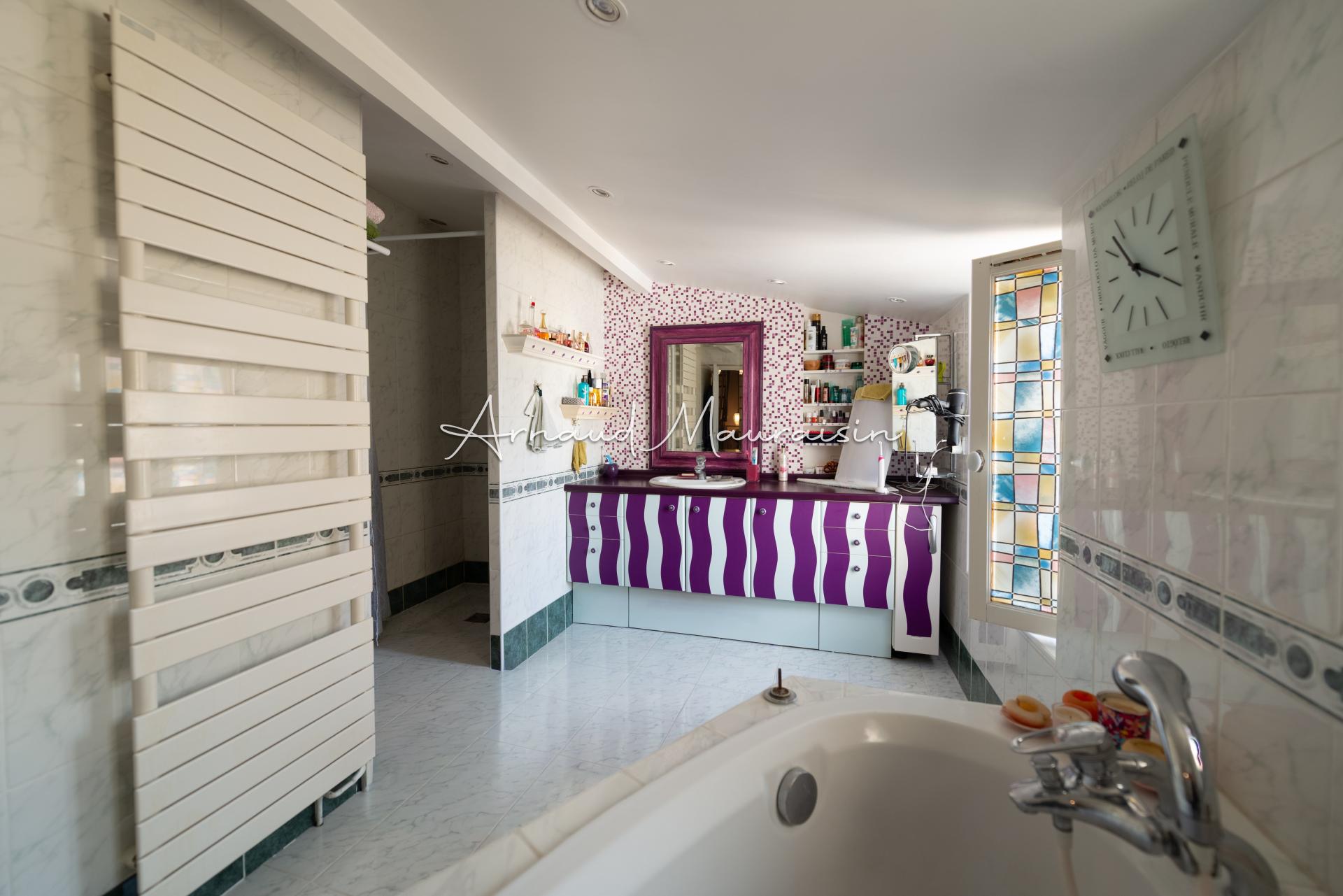 Photo 15 of the listing.