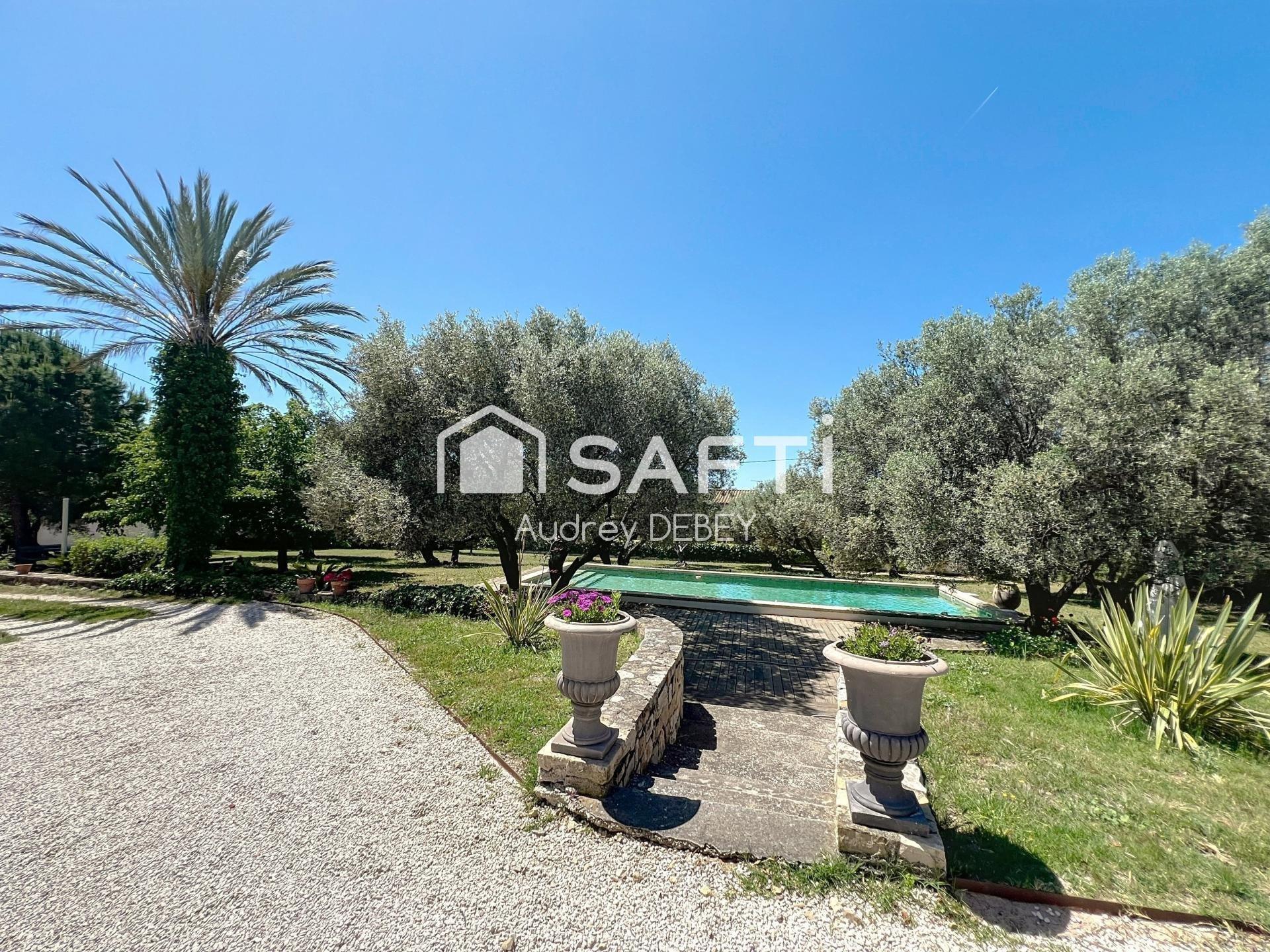 Photo 2 of the listing.