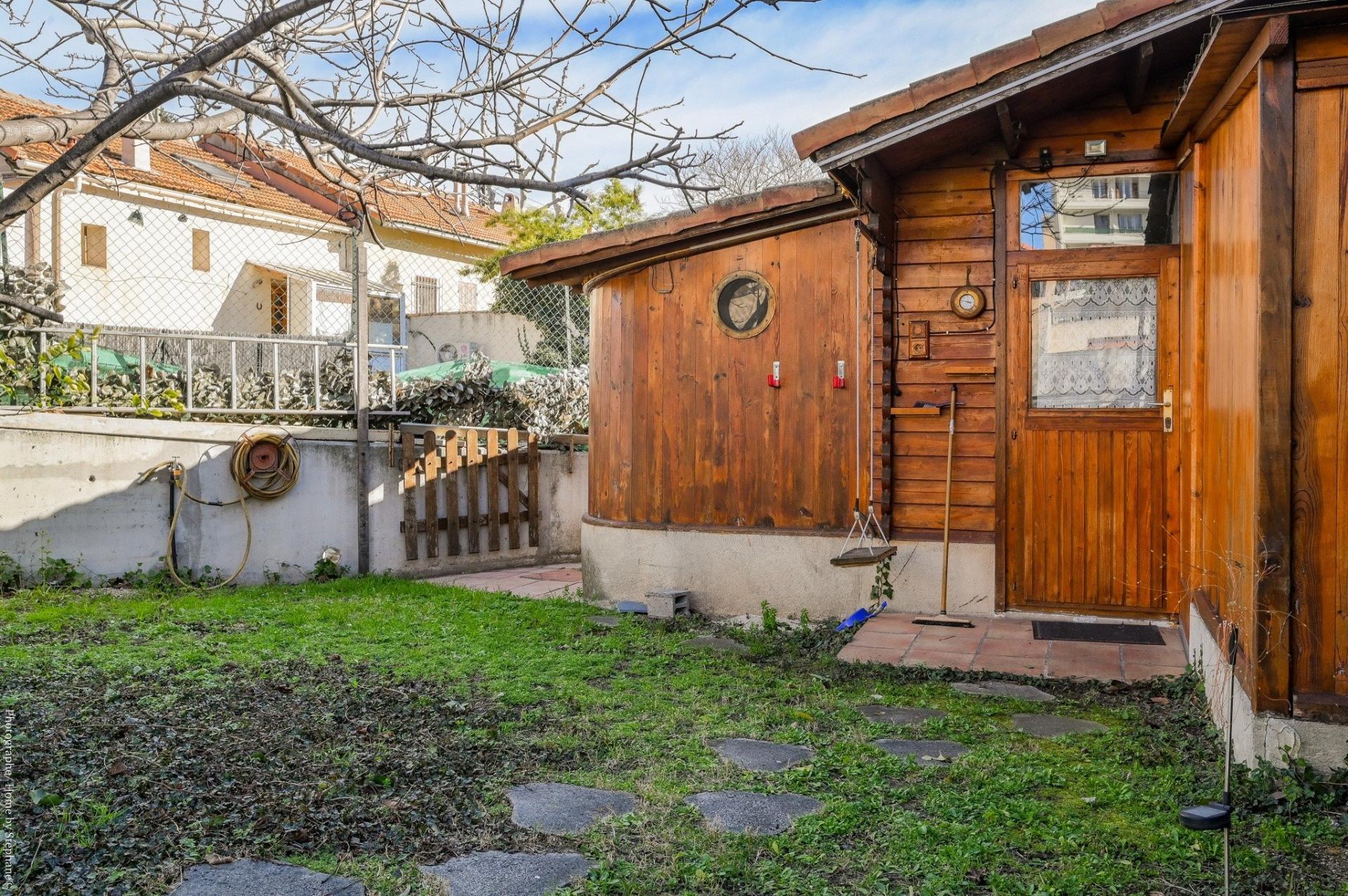 Photo 18 of the listing.