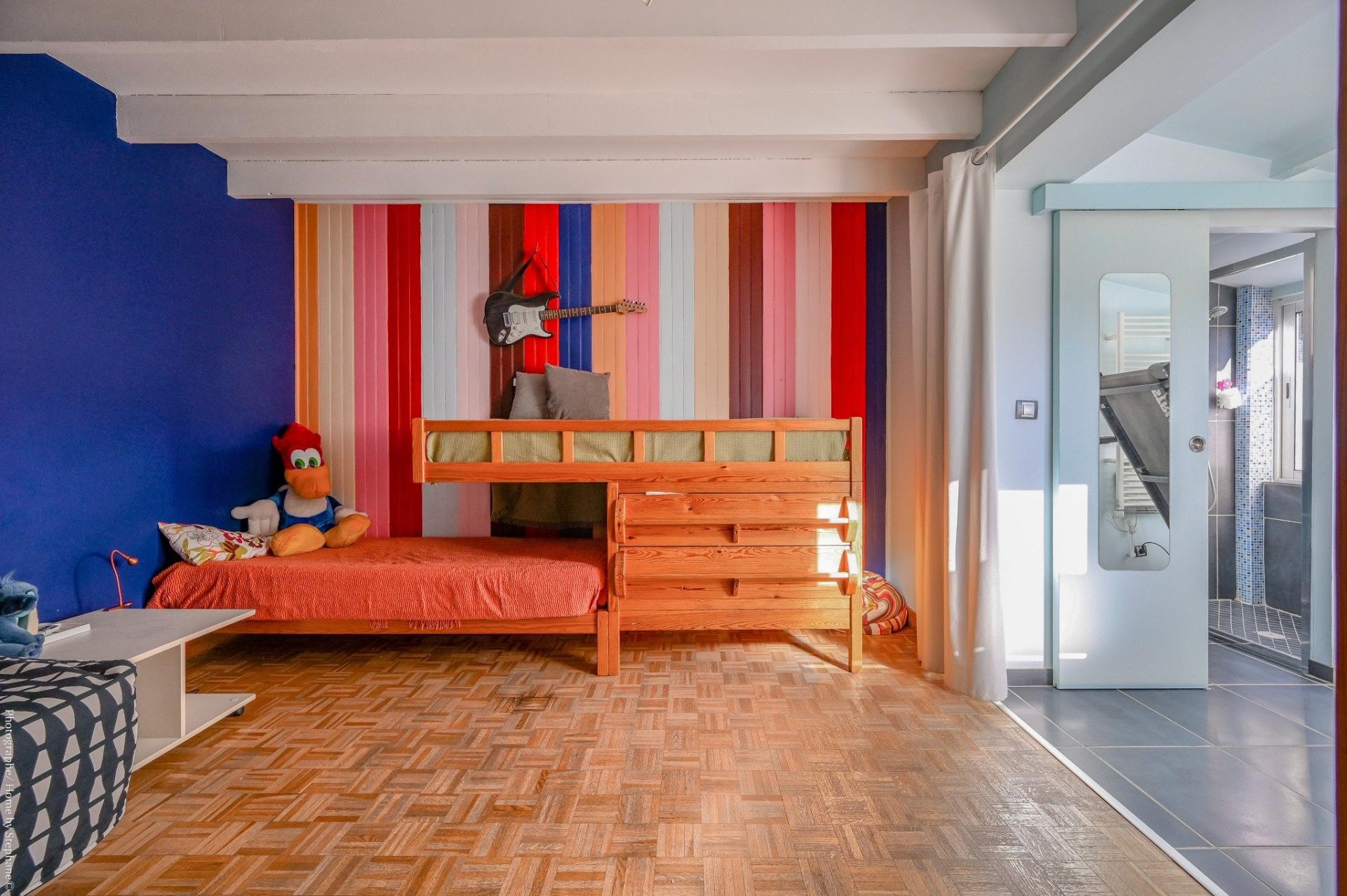 Photo 14 of the listing.