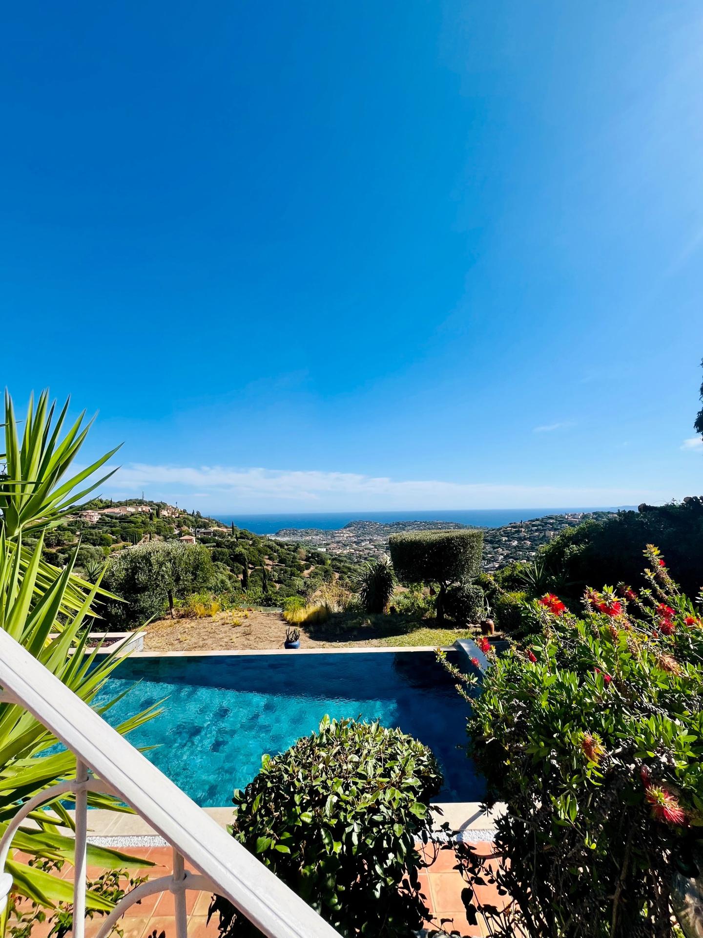 Photo 9 of the listing.