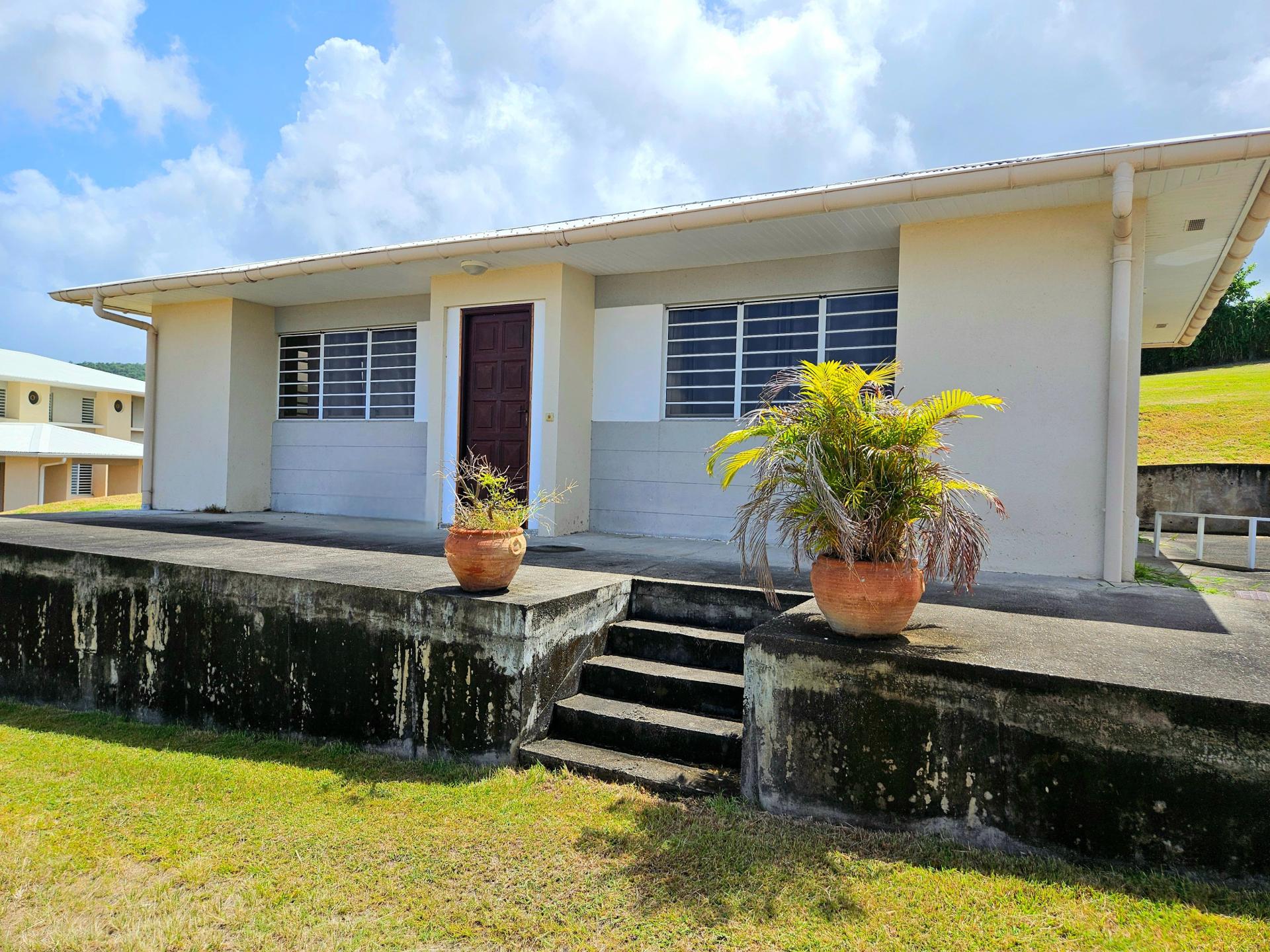 Photo 10 of the listing.