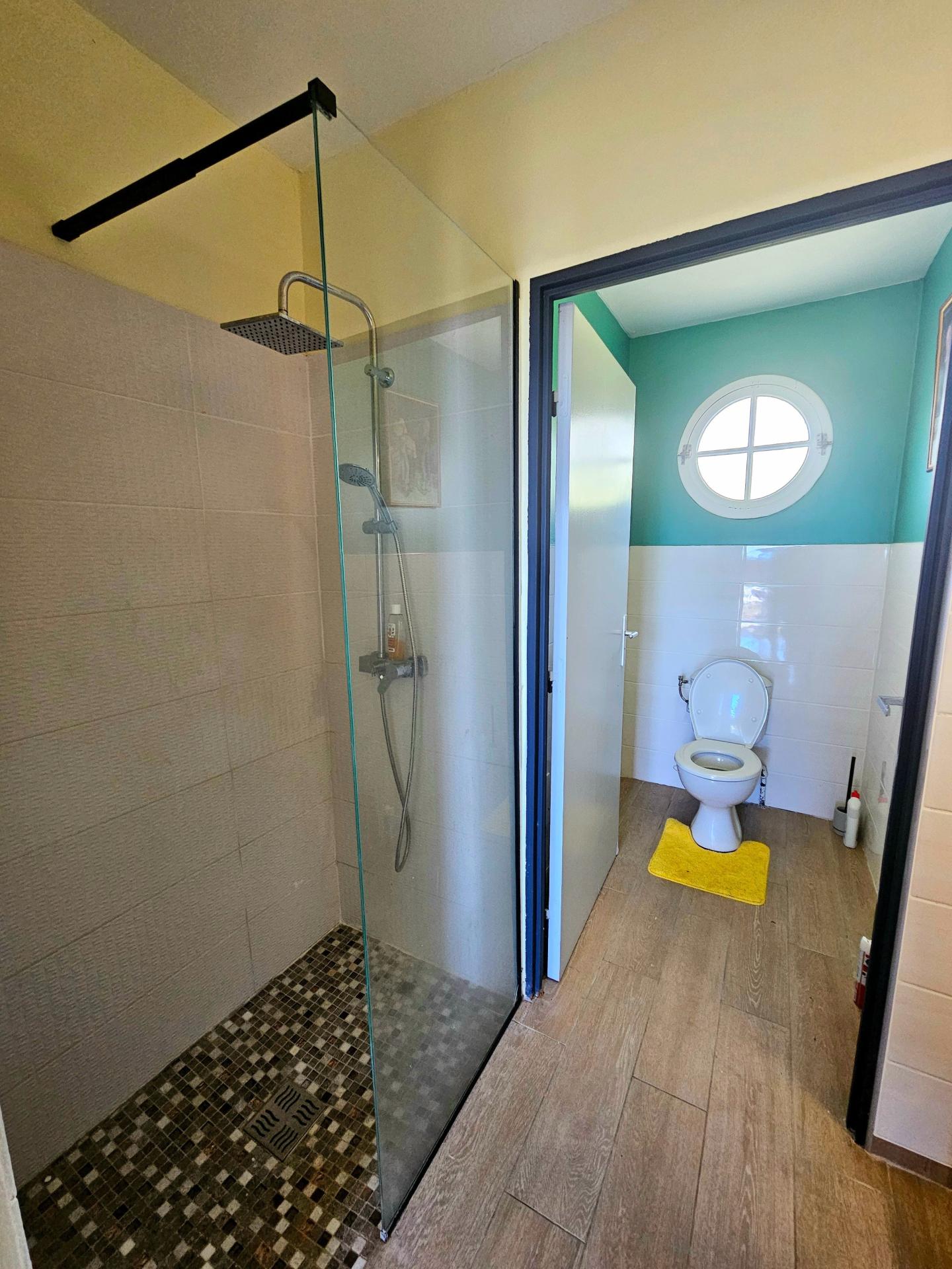 Photo 13 of the listing.