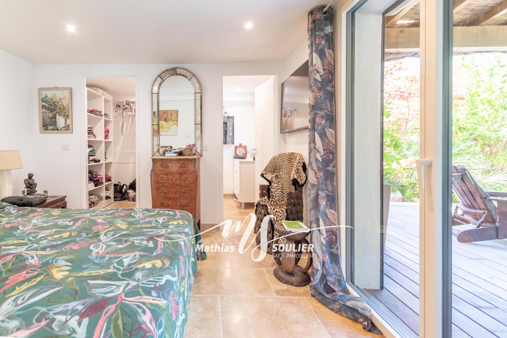 Photo 21 of the listing.