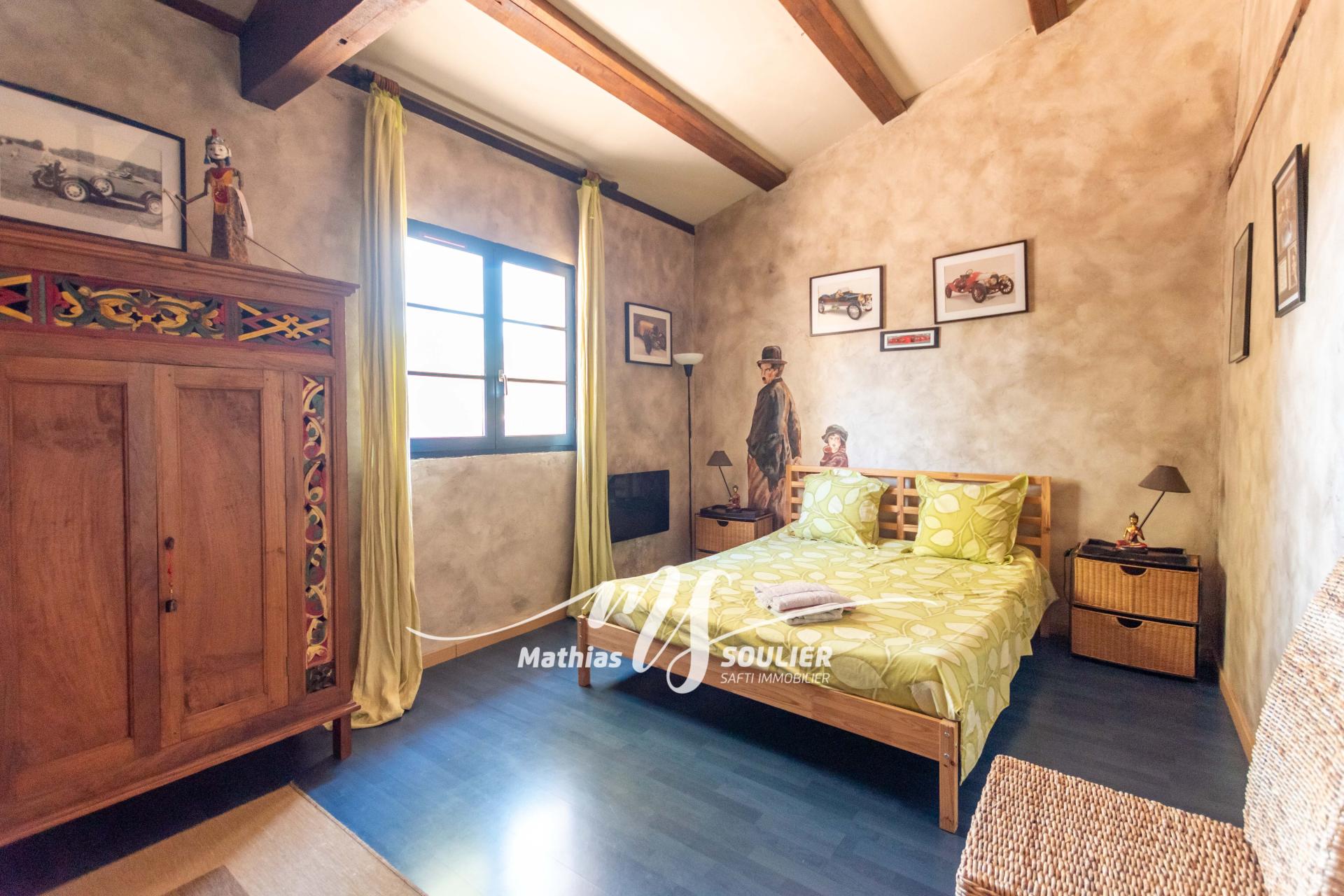 Photo 18 of the listing.