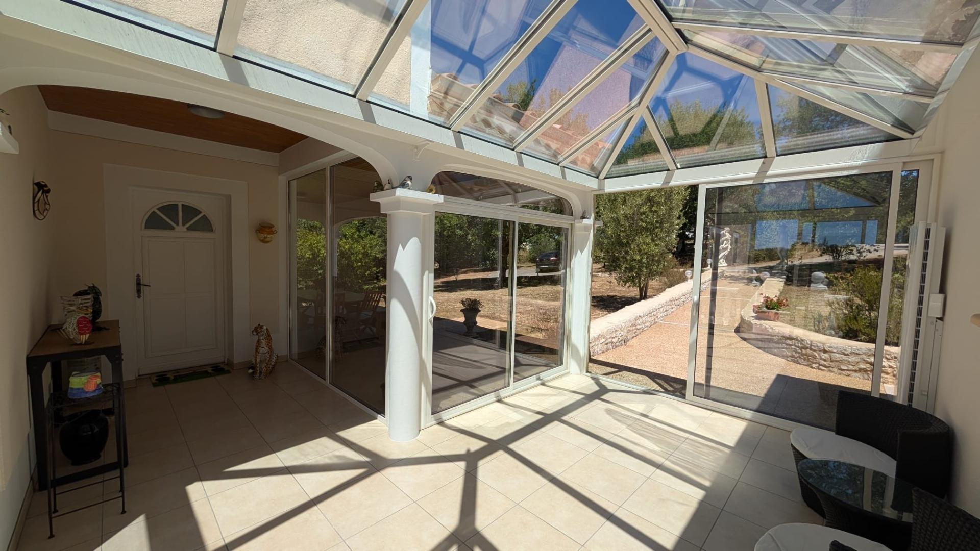 Photo 17 of the listing.