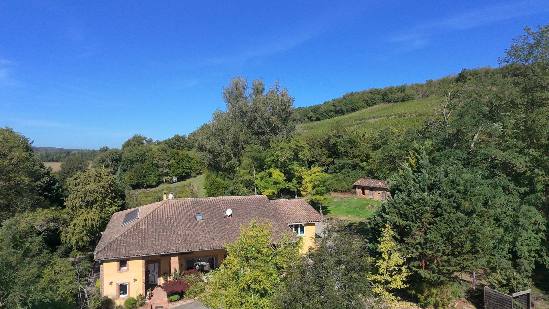 Photo 18 of the listing.