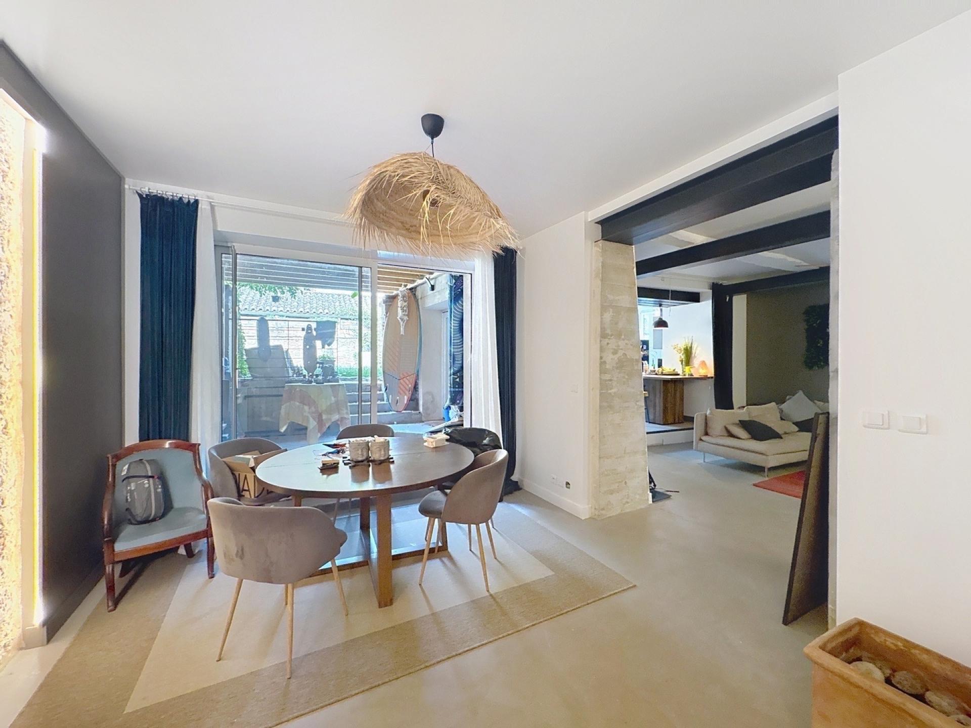 Photo 3 of the listing.