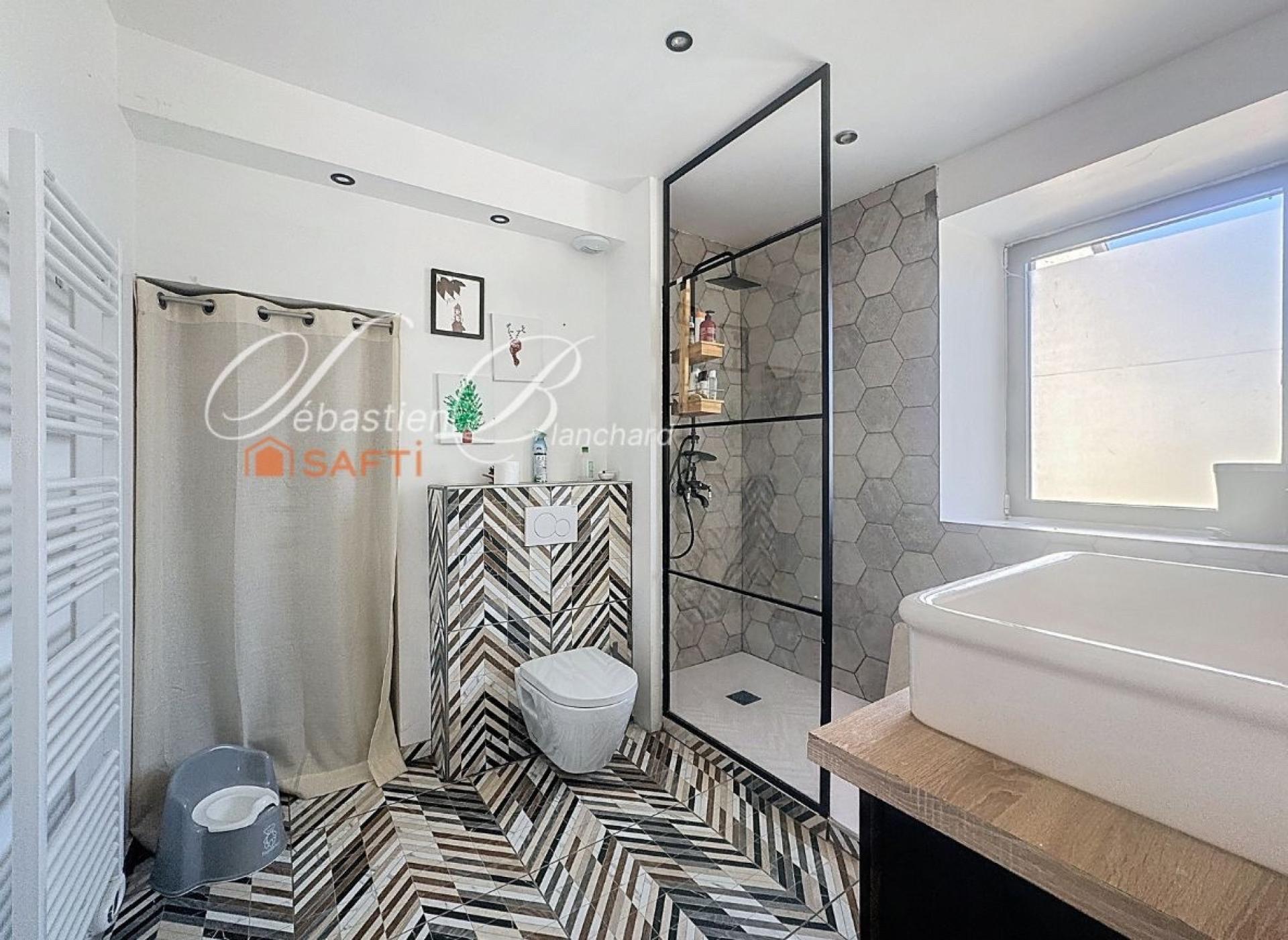 Photo 9 de l'annonce.