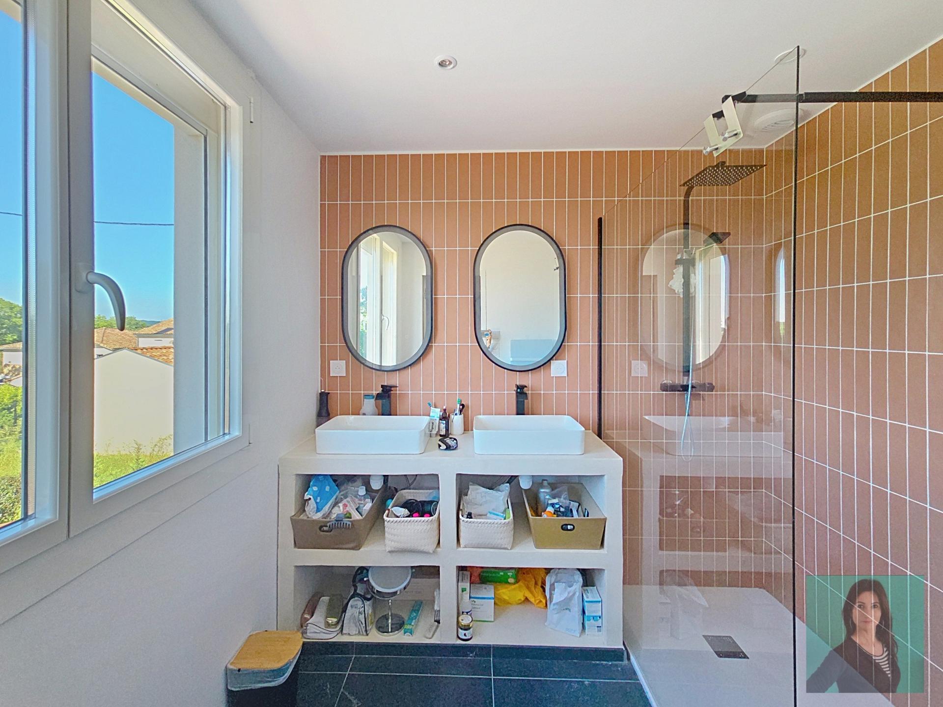 Photo 25 de l'annonce.