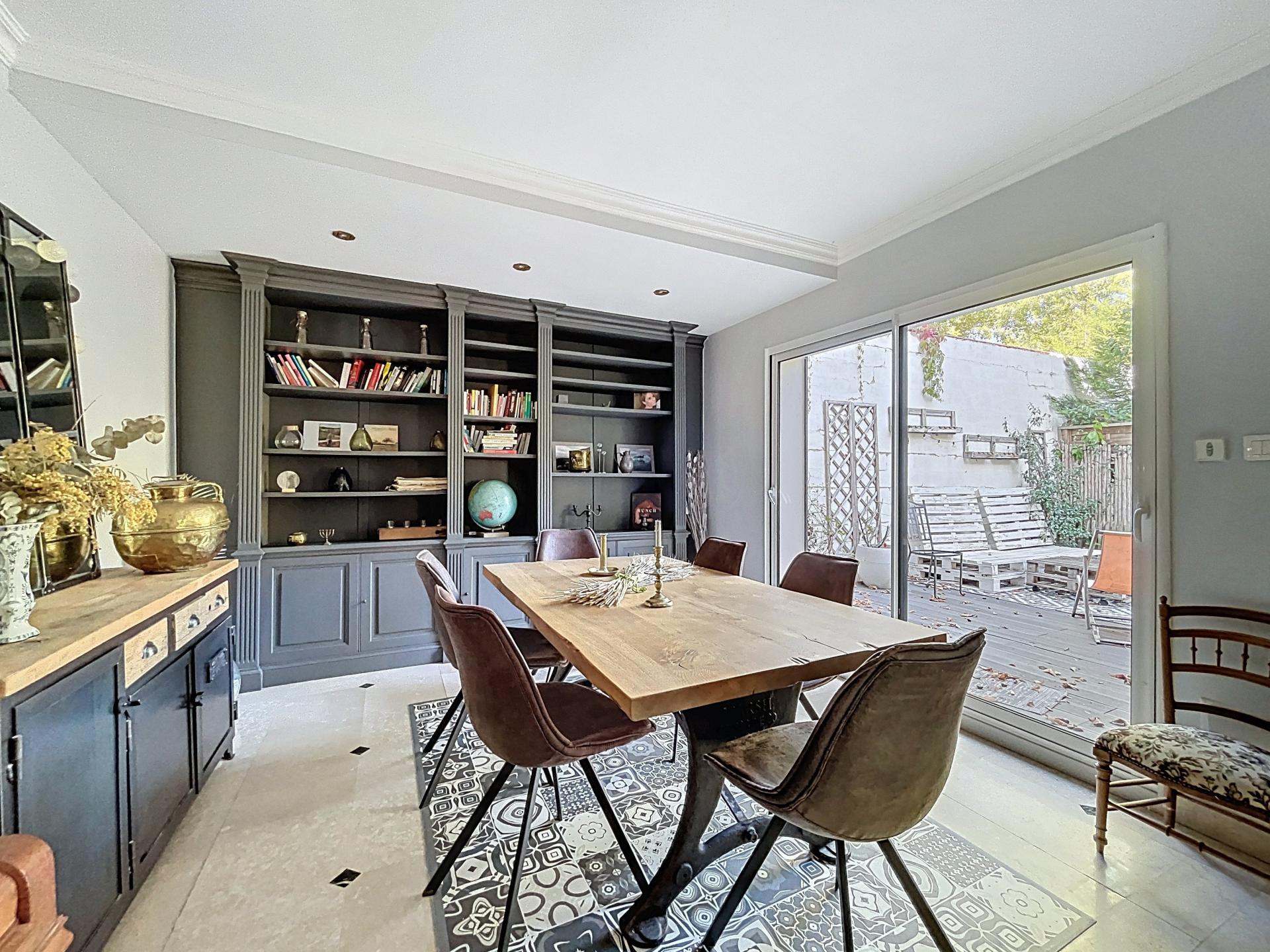 Photo 4 of the listing.