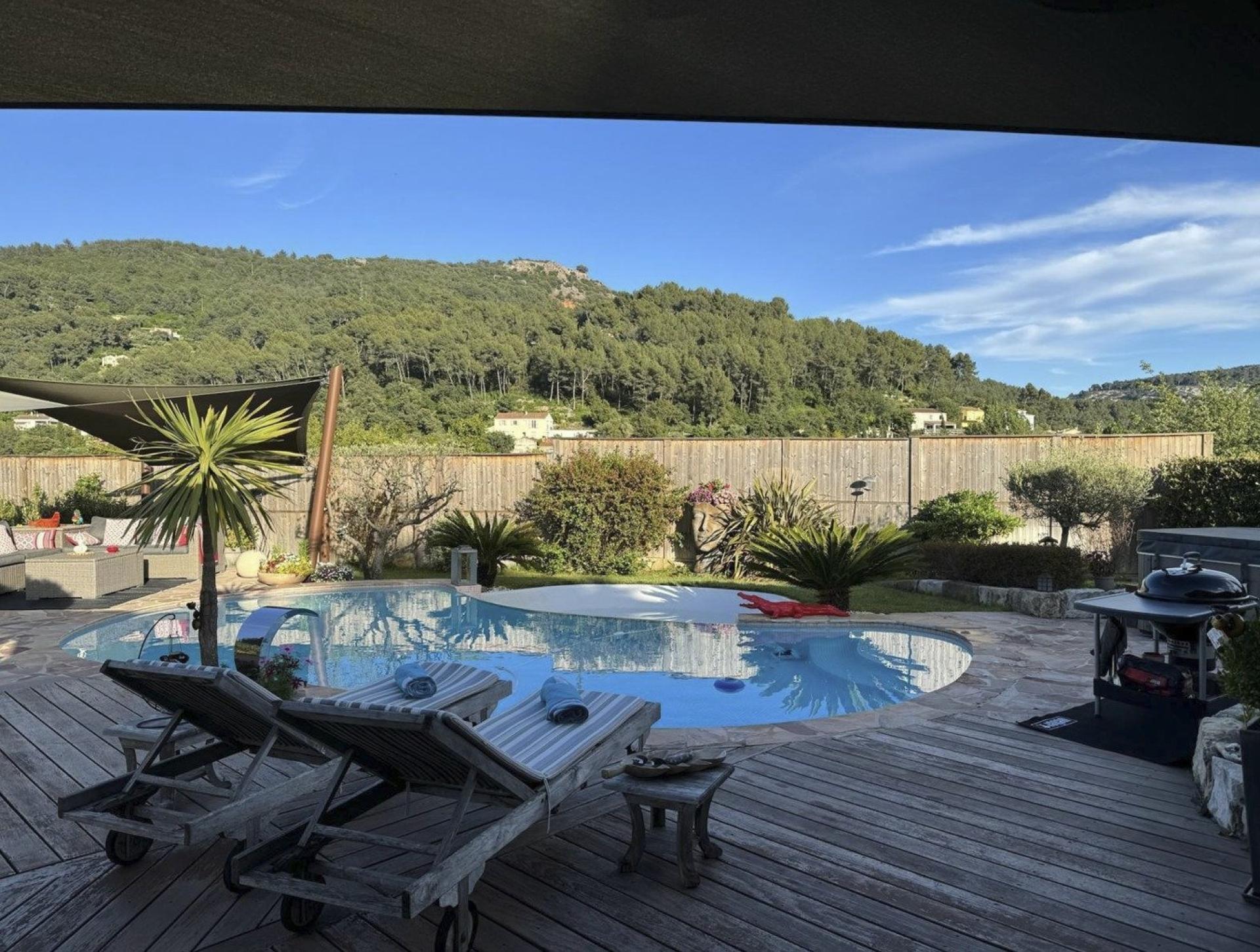 Photo 14 de l'annonce.